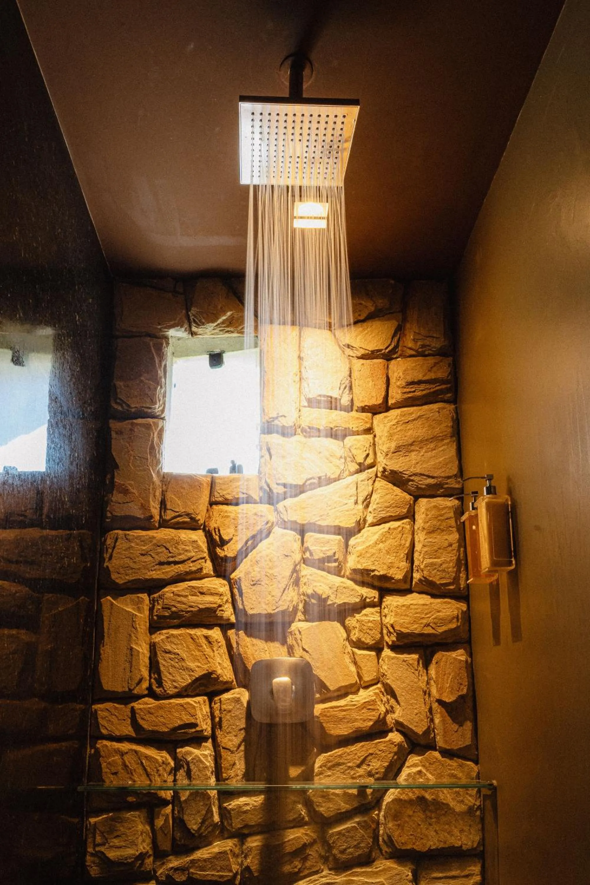 Shower in Pedras Do Patacho Hotel Boutique Experience