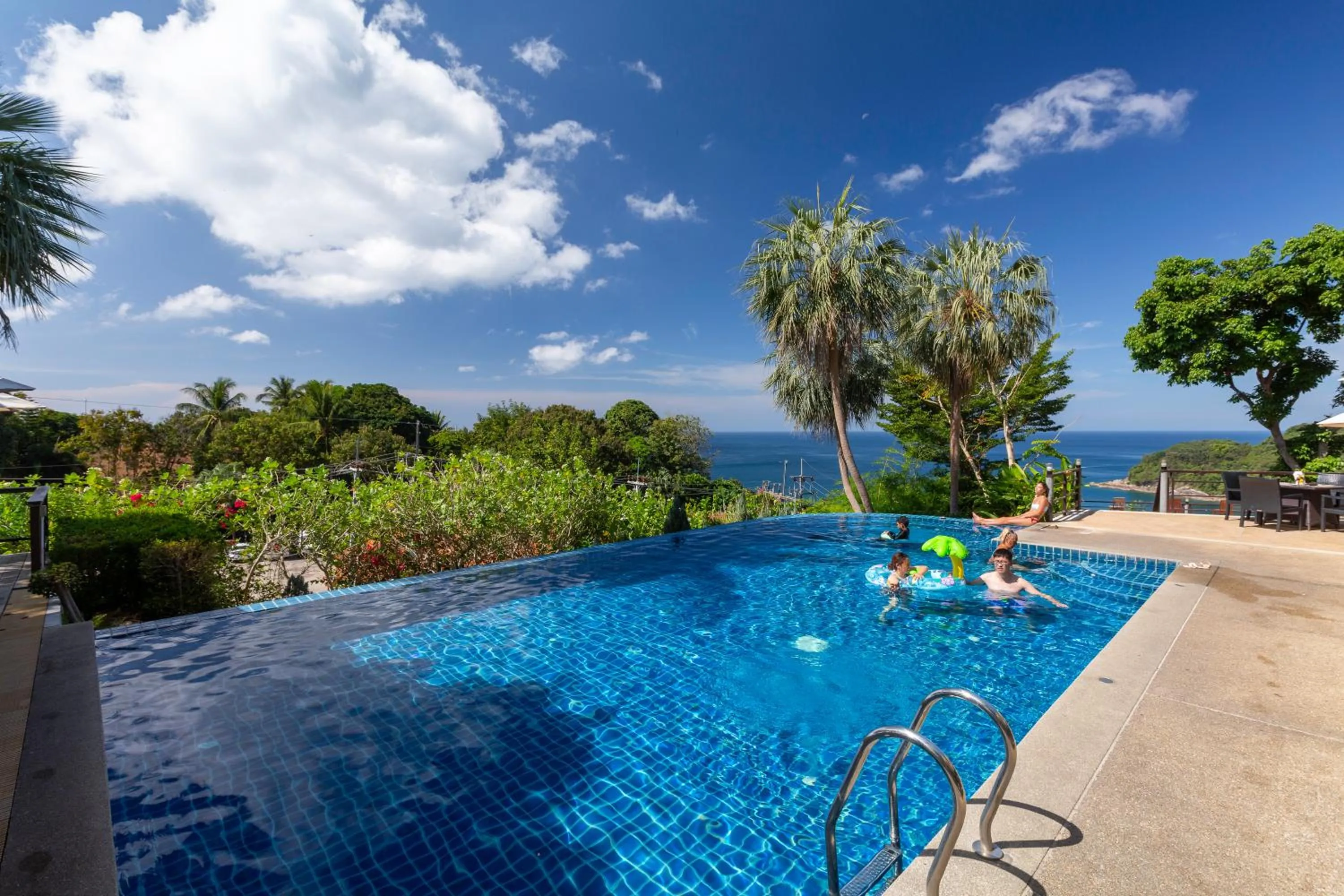 Swimming pool in Secret Cliff Resort & Restaurant - SHA Plus