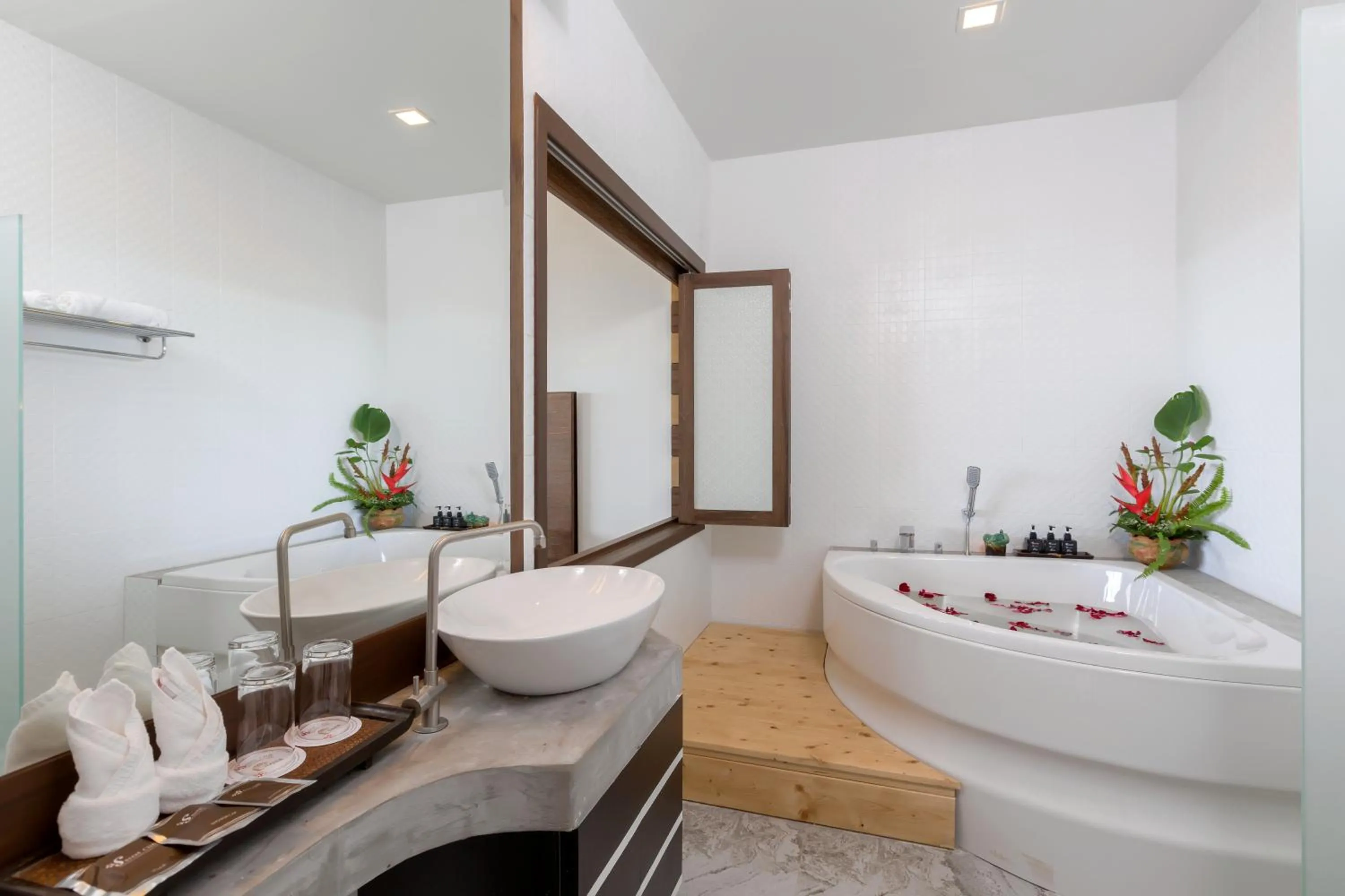 Secret Cliff Resort & Restaurant - SHA Plus