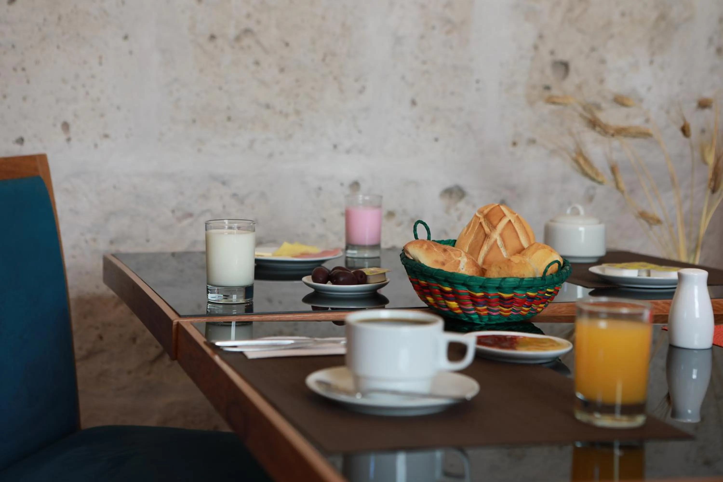 Breakfast in San Agustin Posada del Monasterio