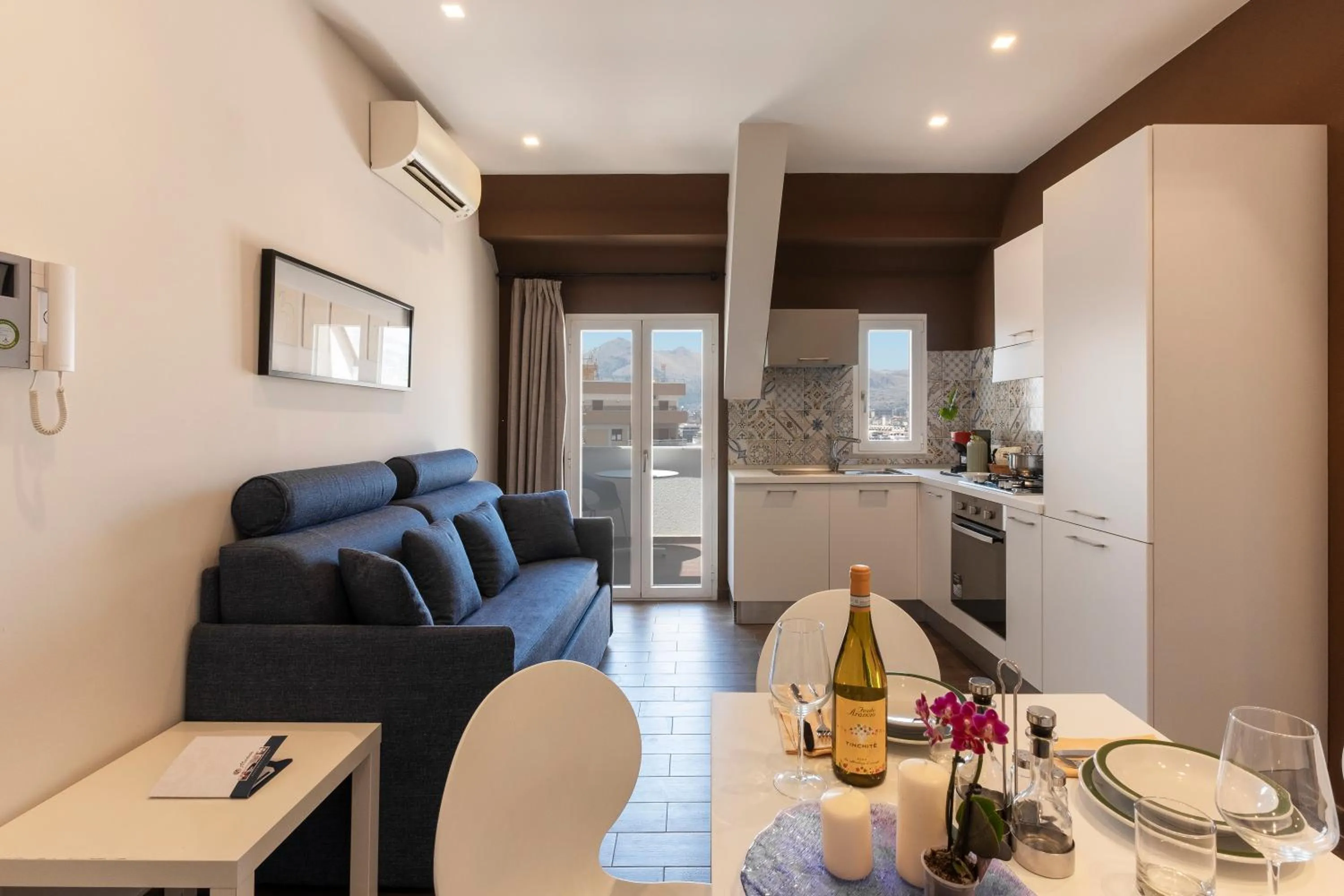 Living room in Marbela Apartments & Suites