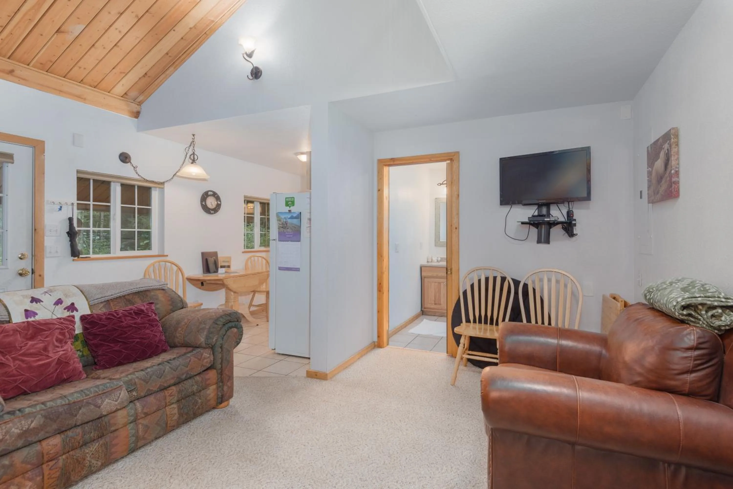 Living room in Hope's Hideaway, LLC