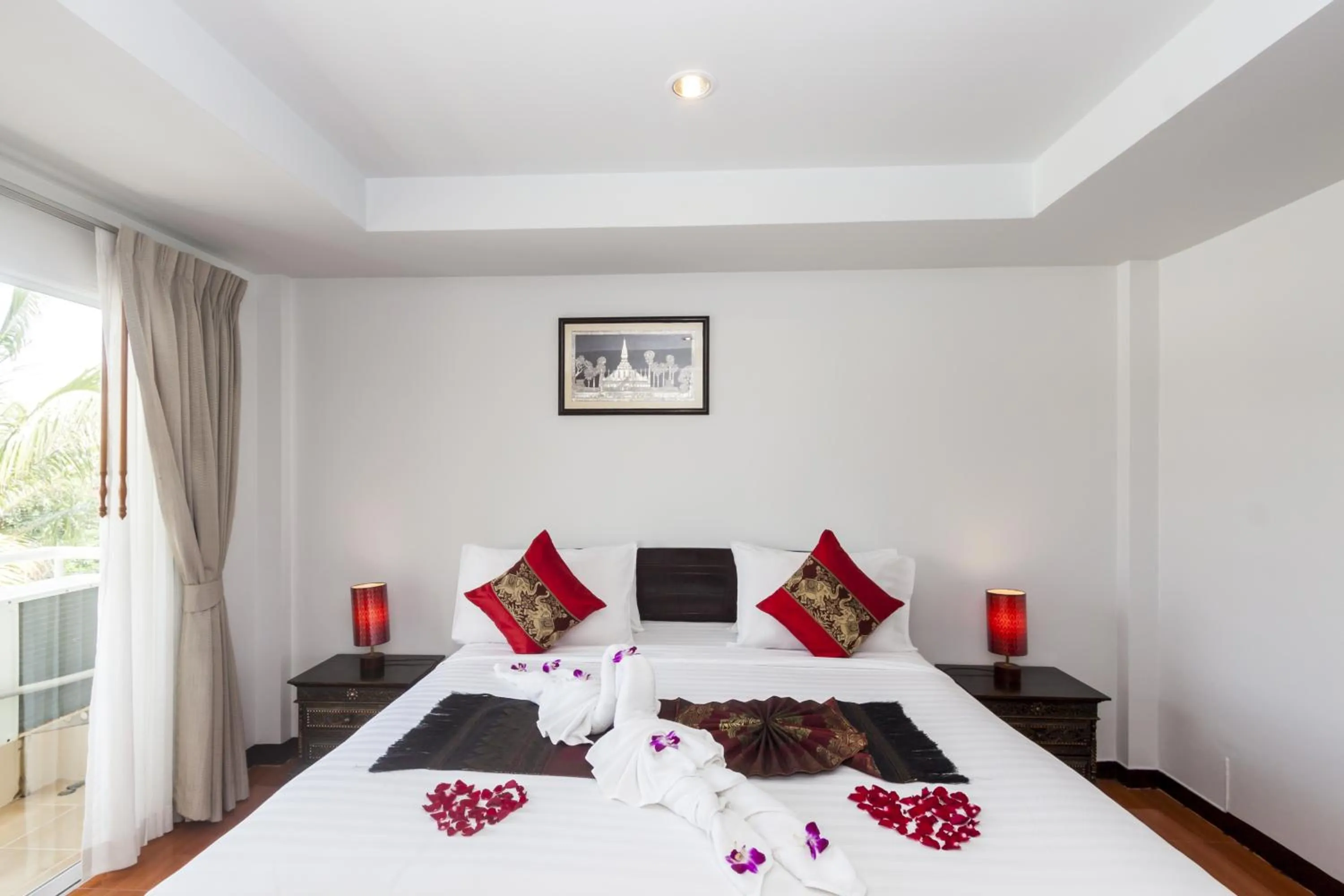 Bed in Silver Resortel