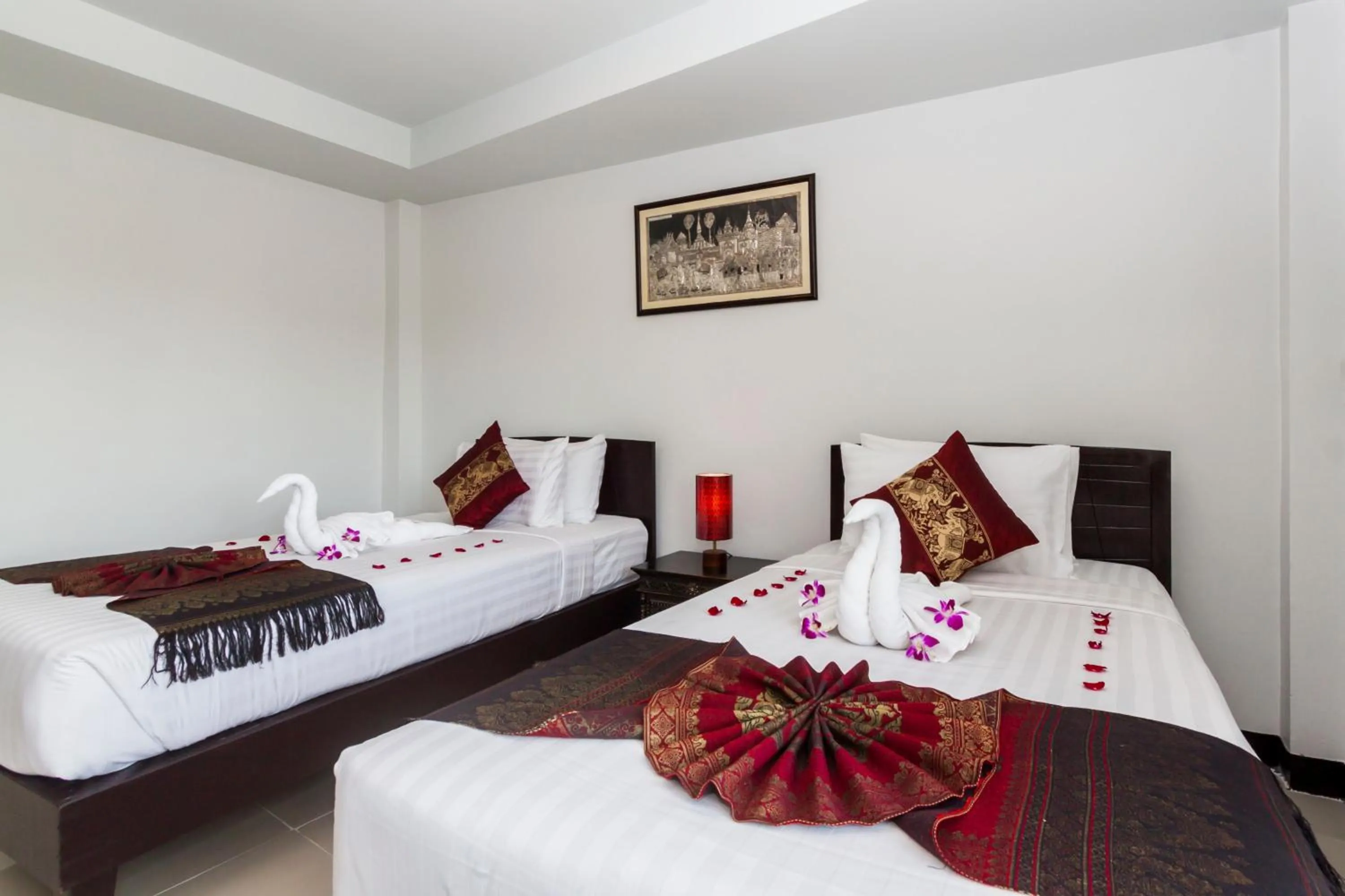 Bed in Silver Resortel