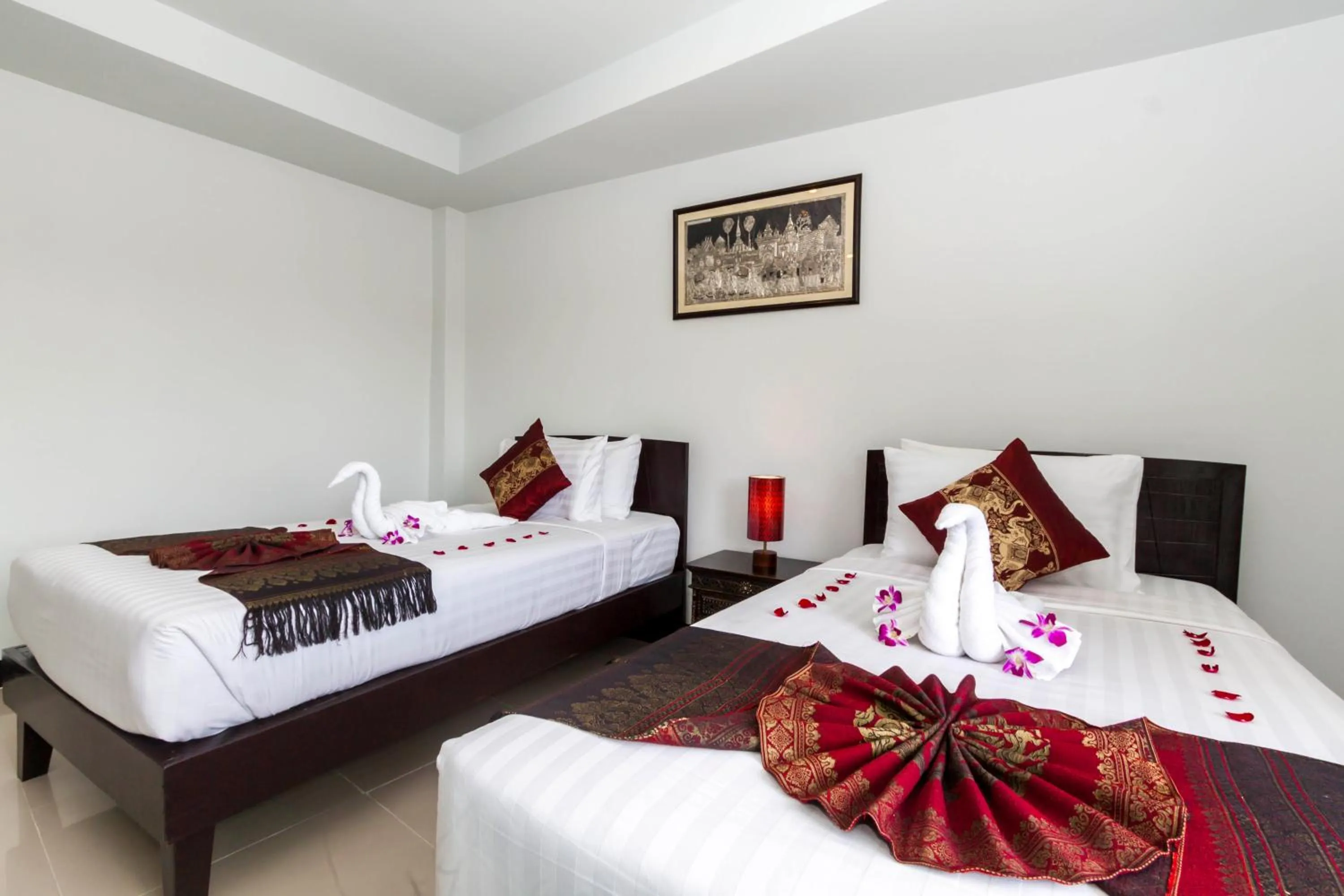 Bed in Silver Resortel