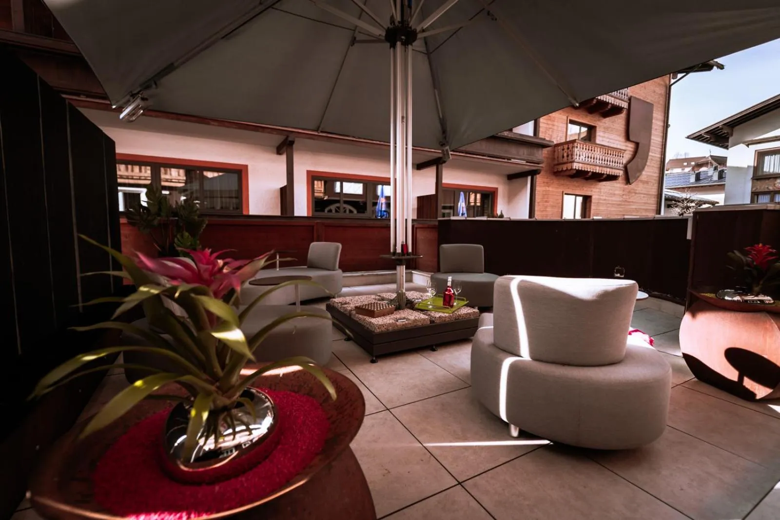 Property building in Hotel Panther'A