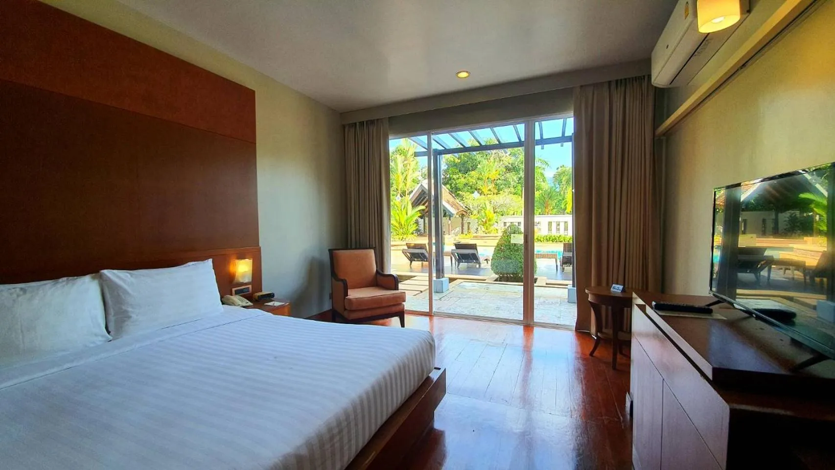 Property building, Bed in Mission Hills Phuket Golf Resort-SHA Extra Plus