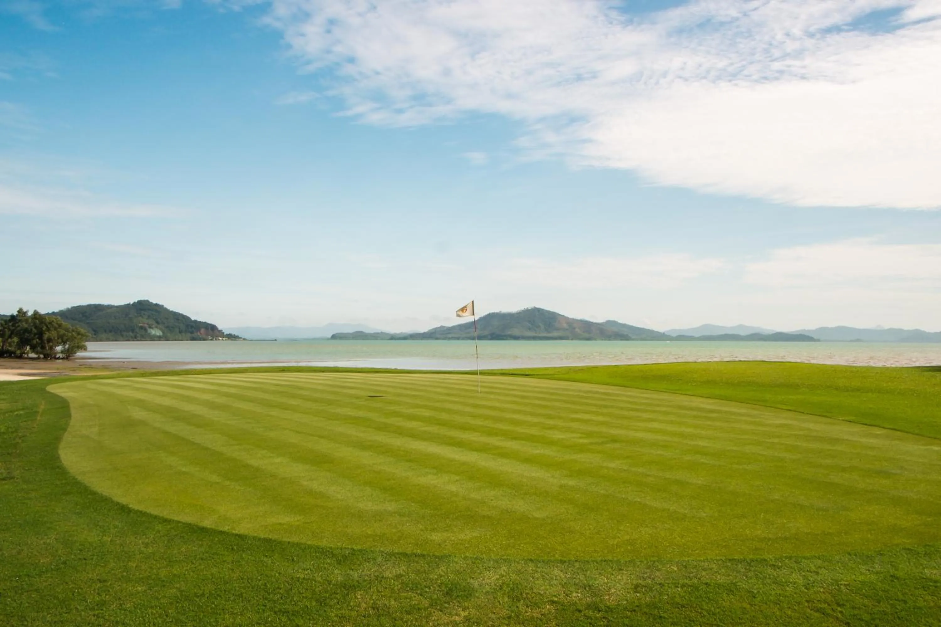 Golfcourse in Mission Hills Phuket Golf Resort-SHA Extra Plus