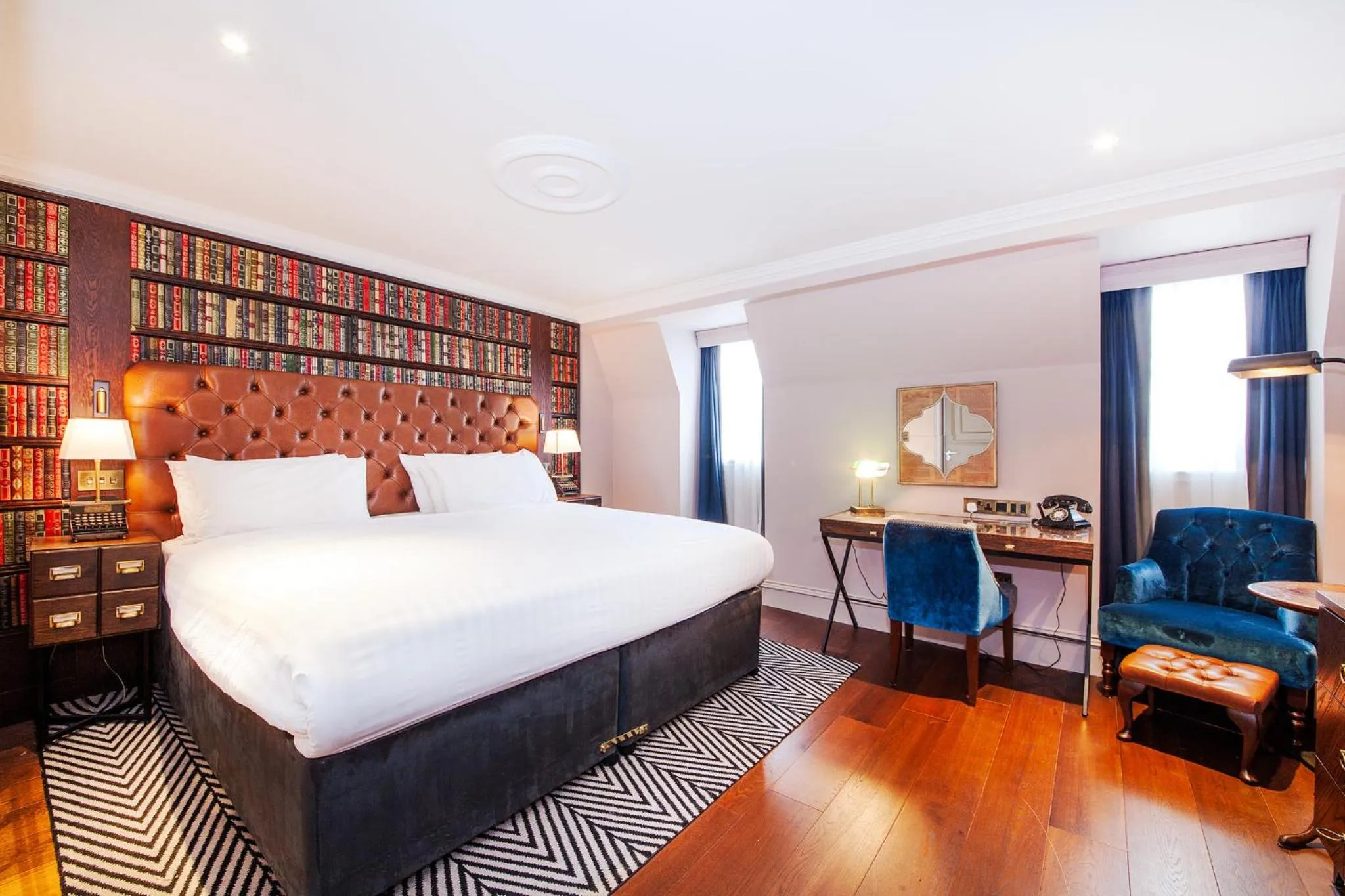 Photo of the whole room, Bed in Hotel Indigo - Edinburgh - Princes Street by IHG