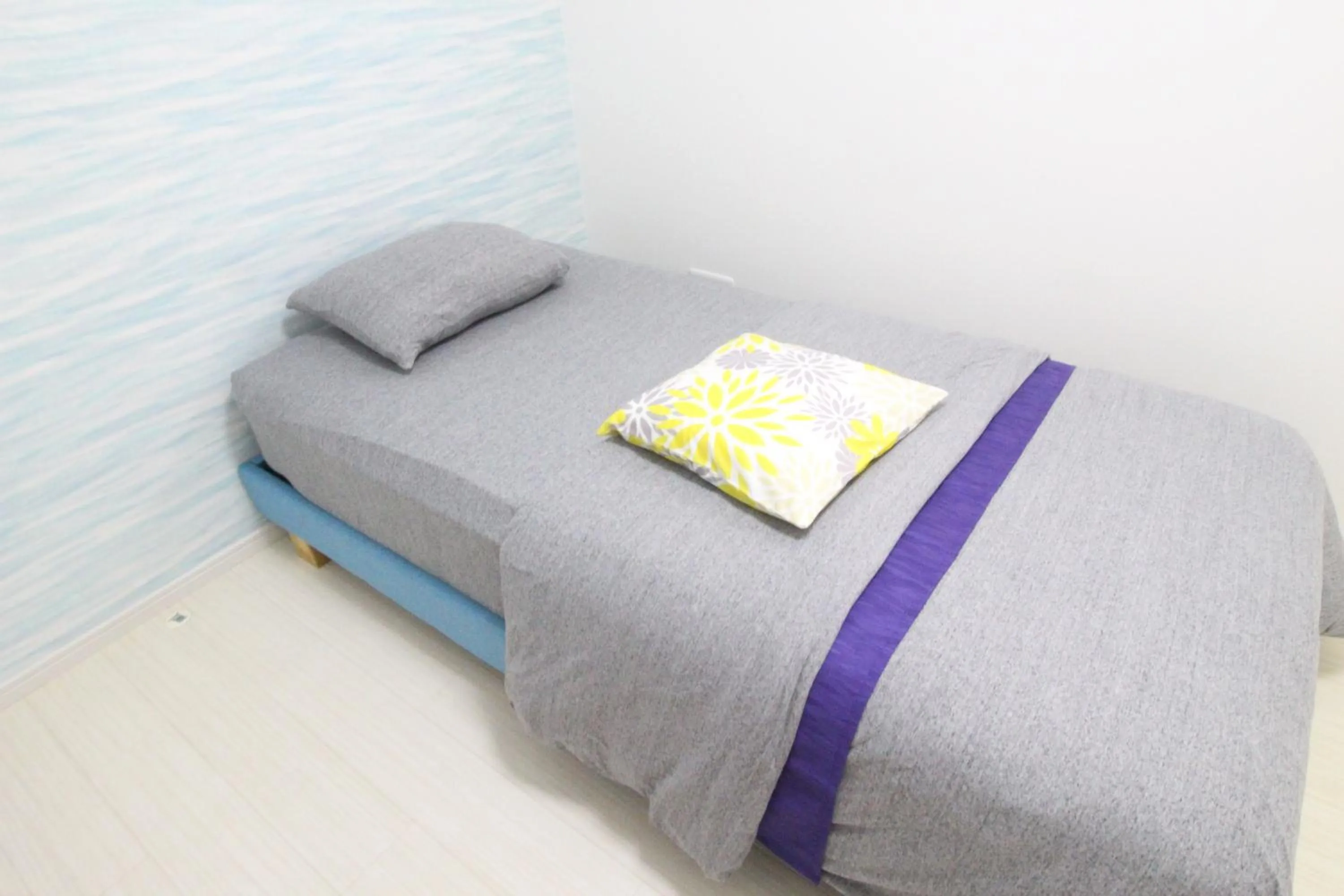 Bed in Condominium Felicita Naha