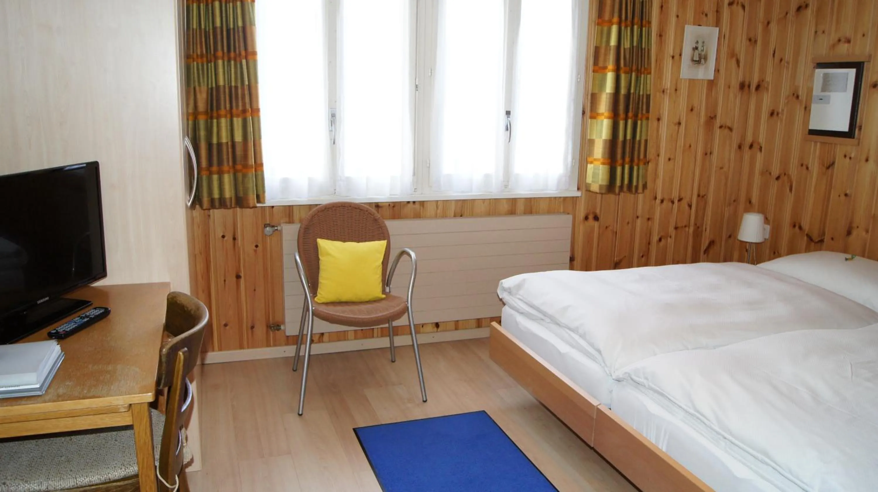 Photo of the whole room, Bed in Hotel Alpina