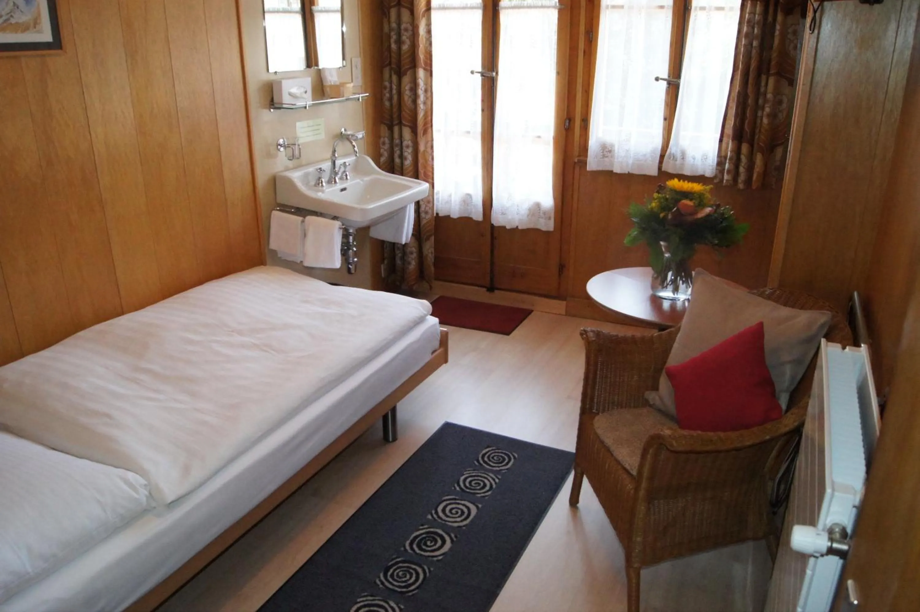 Photo of the whole room, Bed in Hotel Alpina