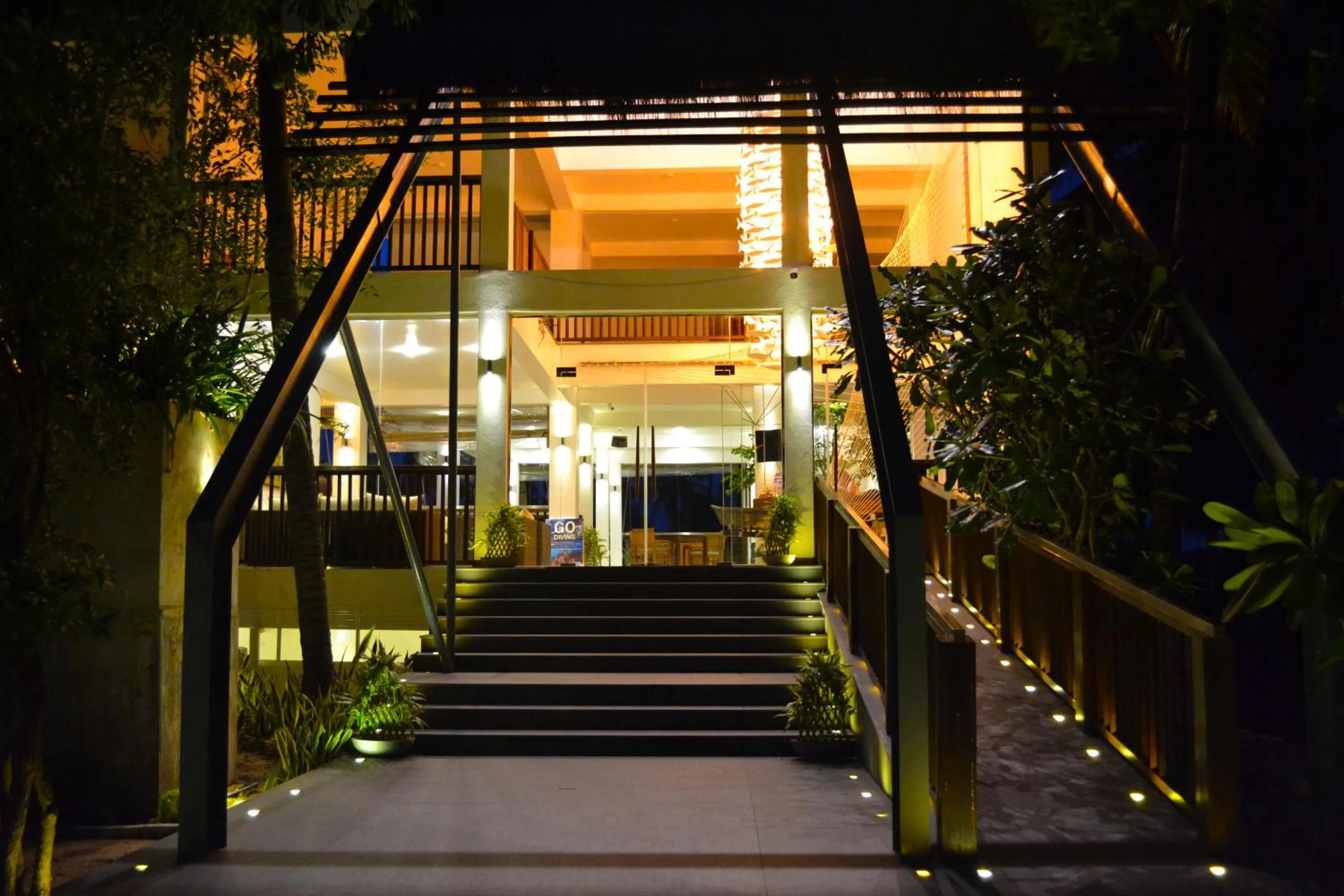 Blue Whale Resort & Kite Surfing