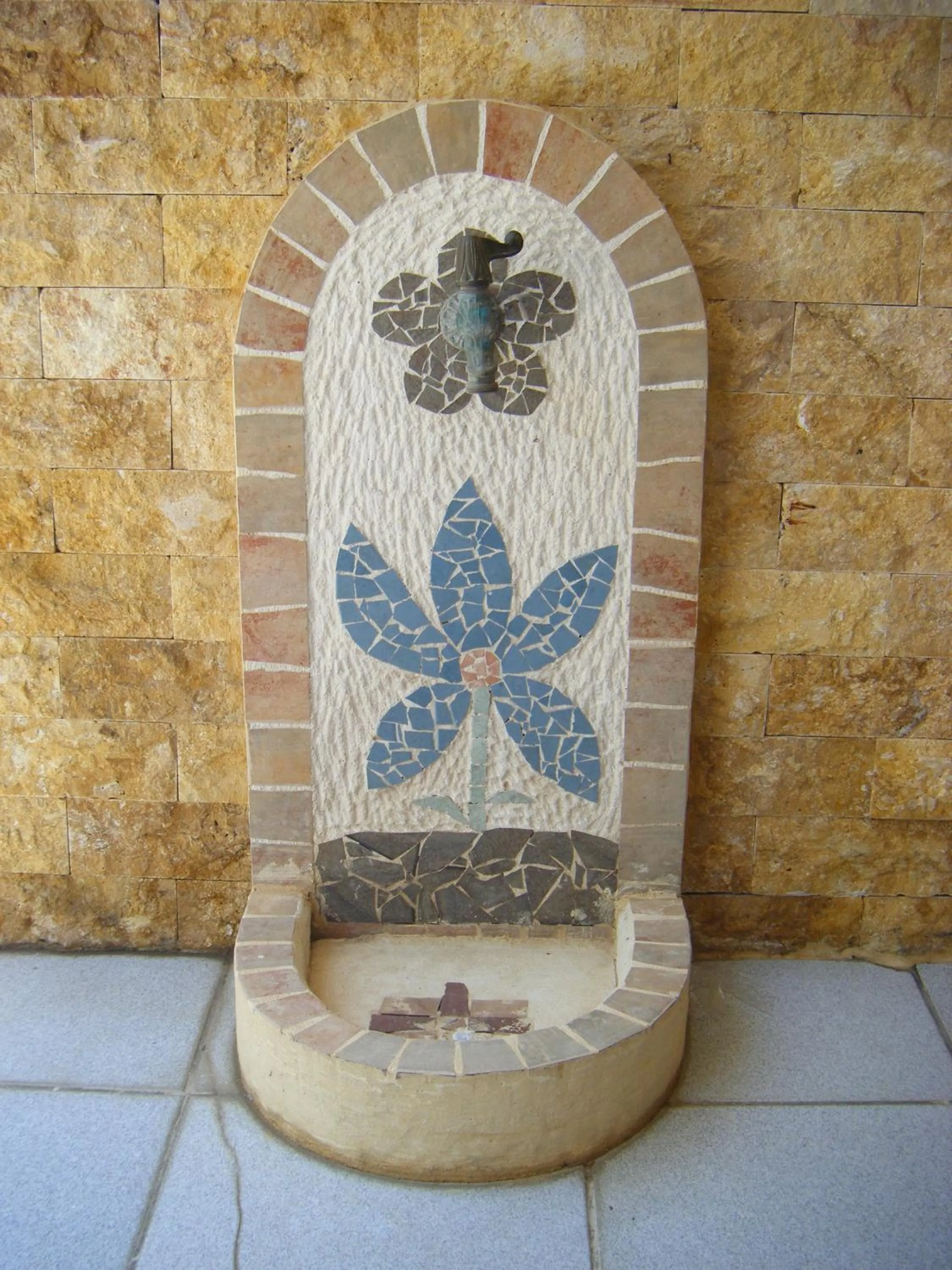 Decorative detail in Iliana Hotel