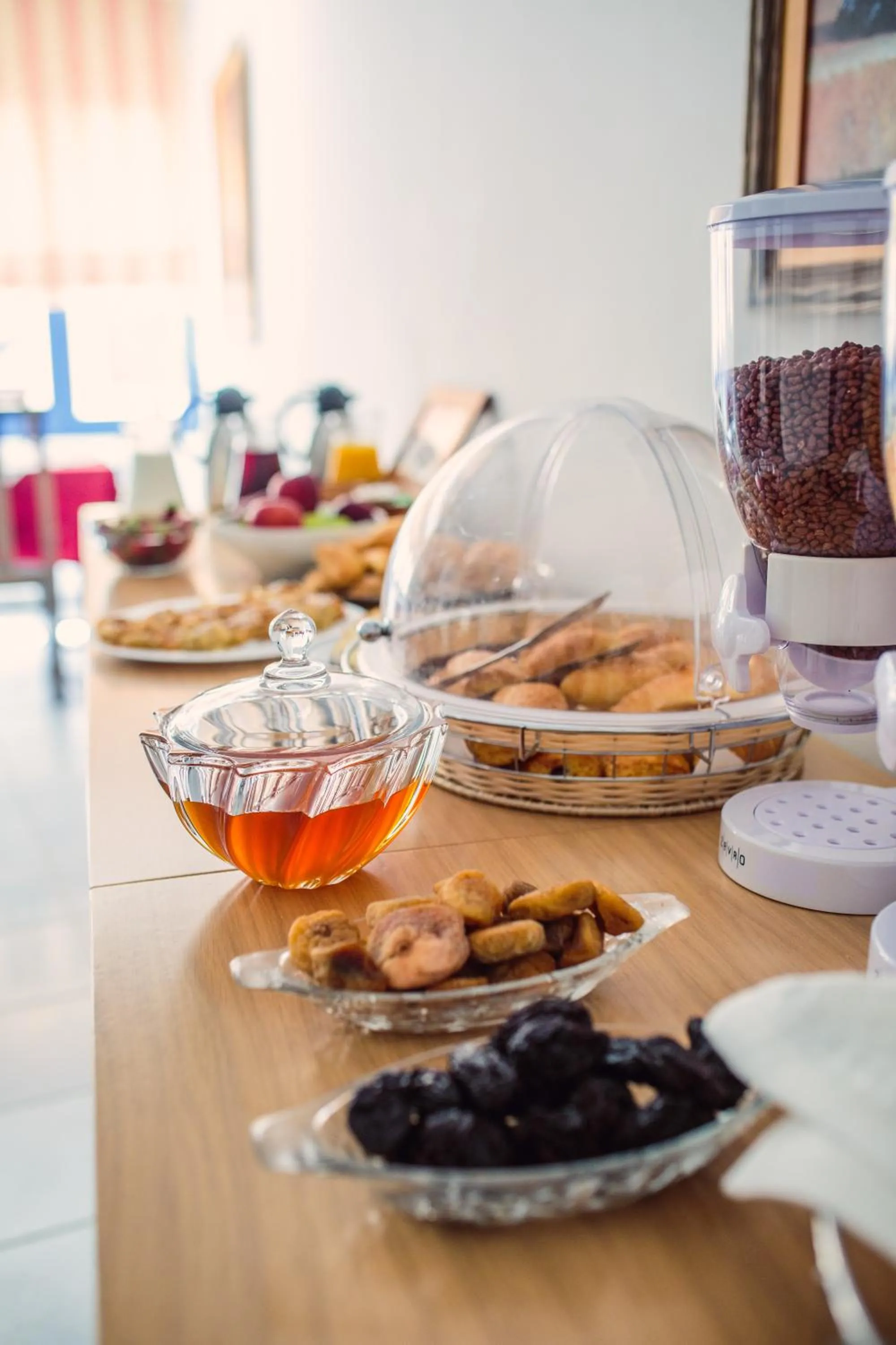Continental breakfast in Iliana Hotel
