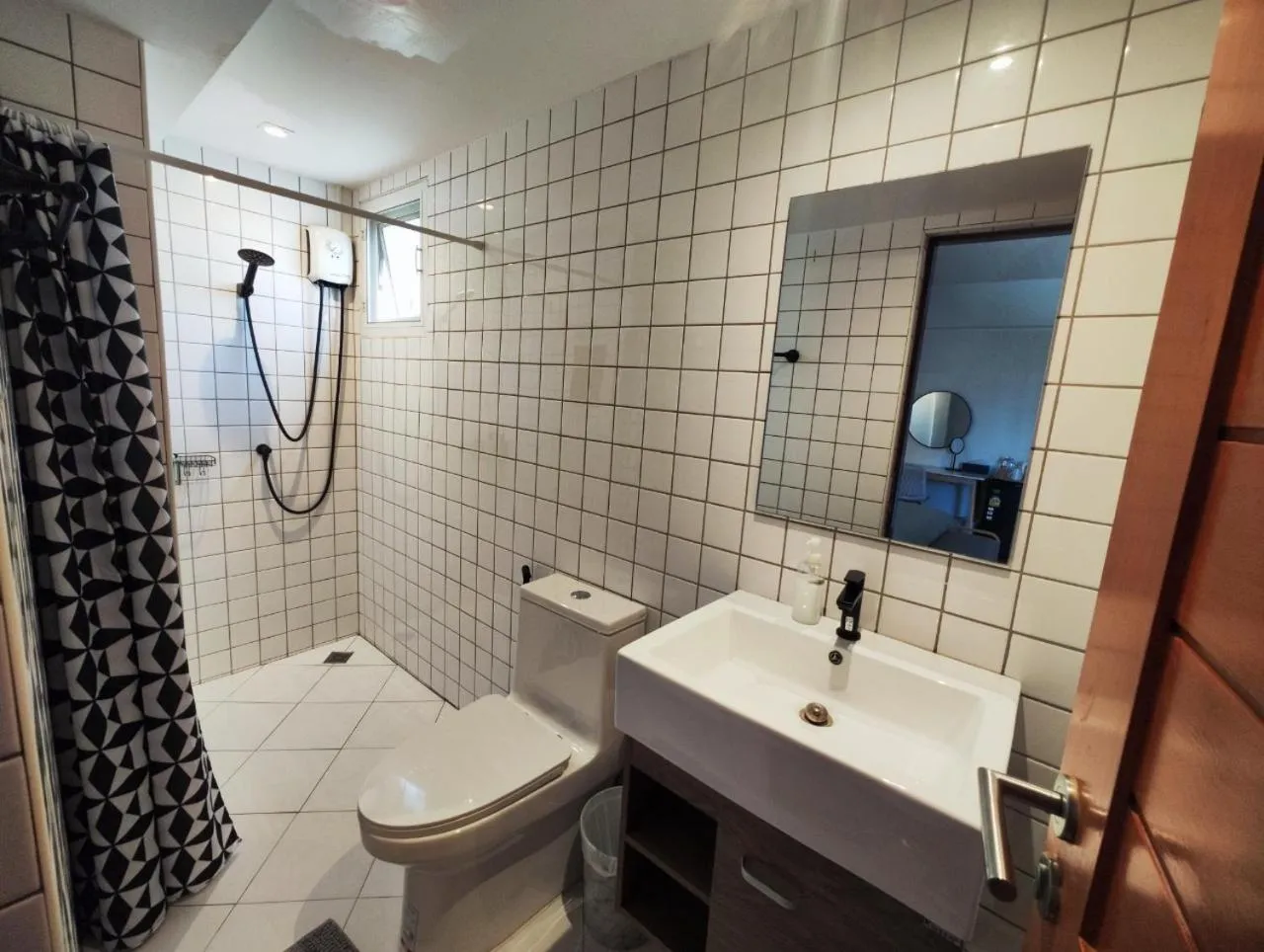 Shower in Suneta Hostel Chiangmai