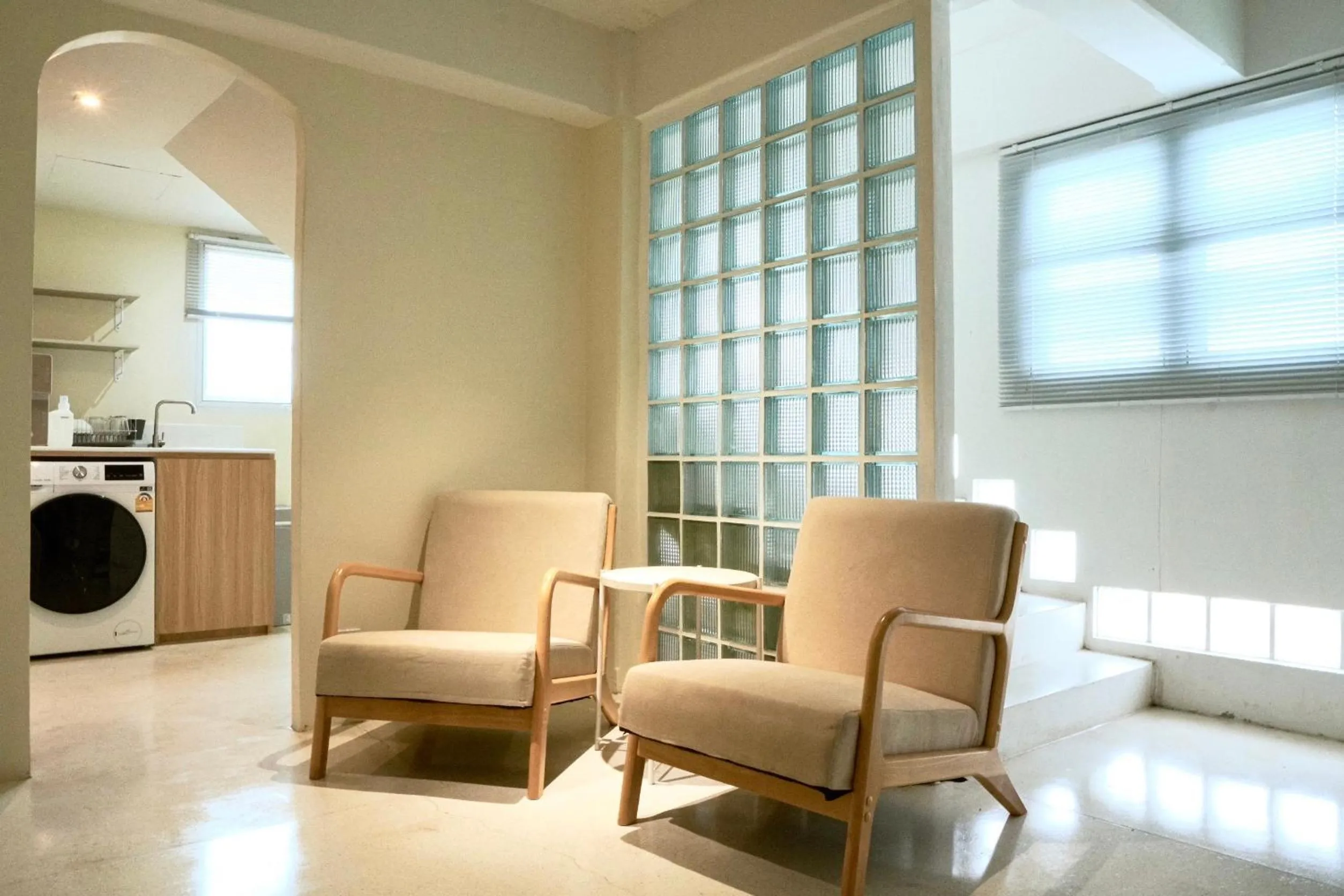 Area and facilities in Suneta Hostel Chiangmai