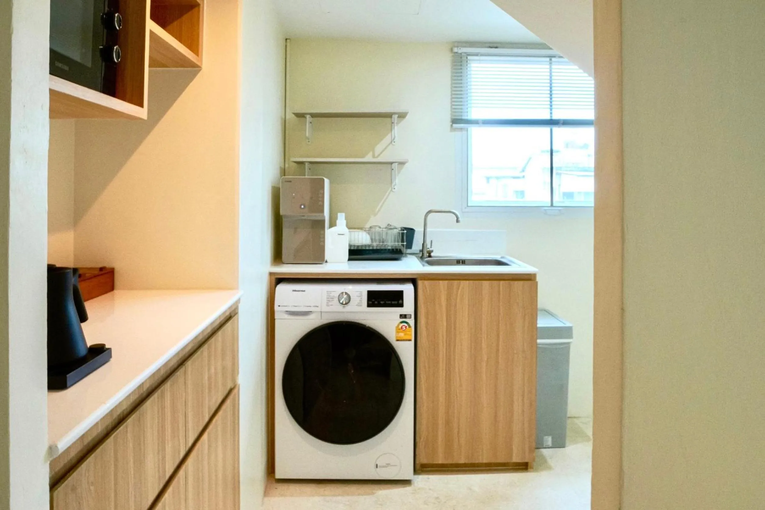 Area and facilities in Suneta Hostel Chiangmai