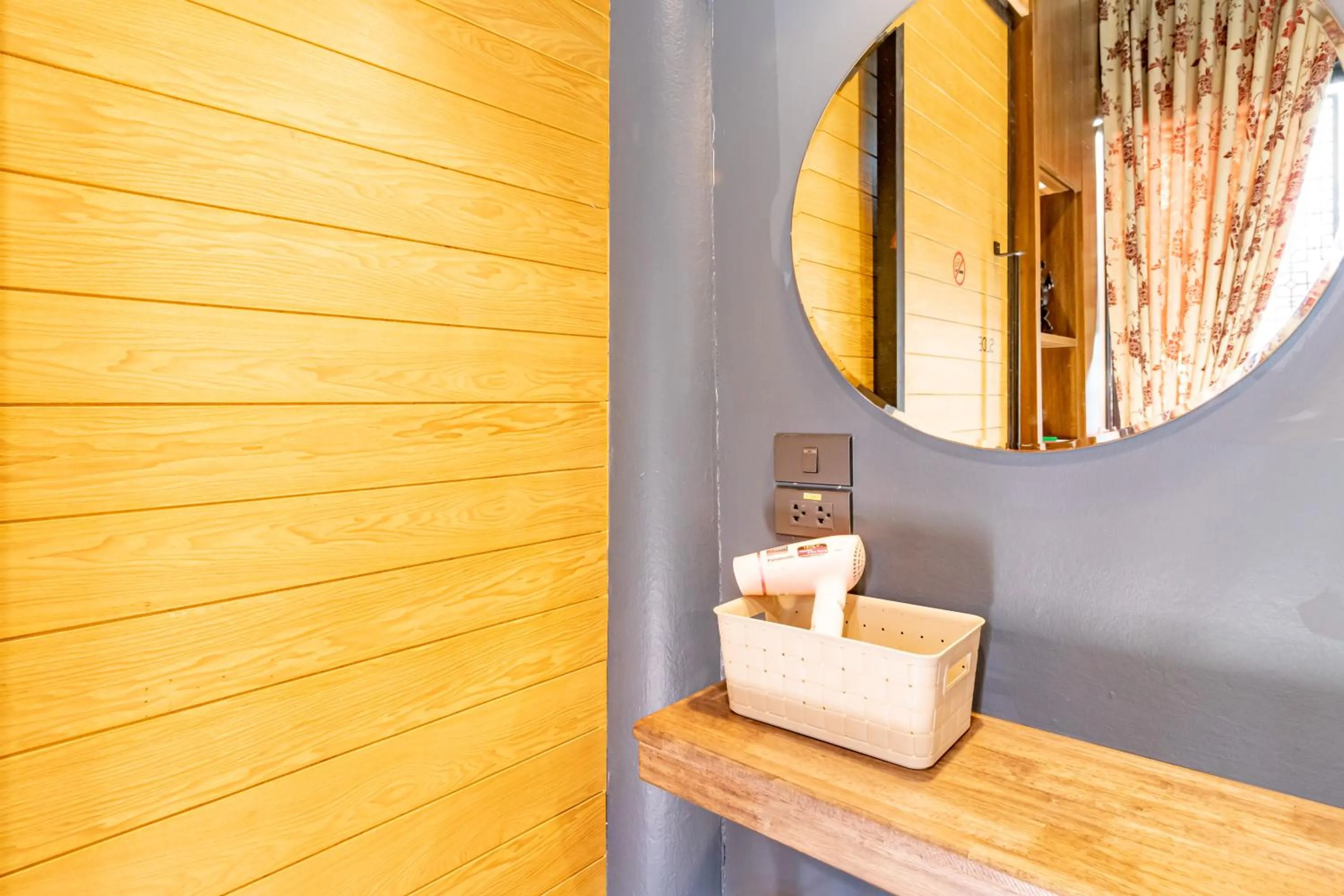 Bathroom in CLOUD on Saladaeng Silom Hostel Bangkok