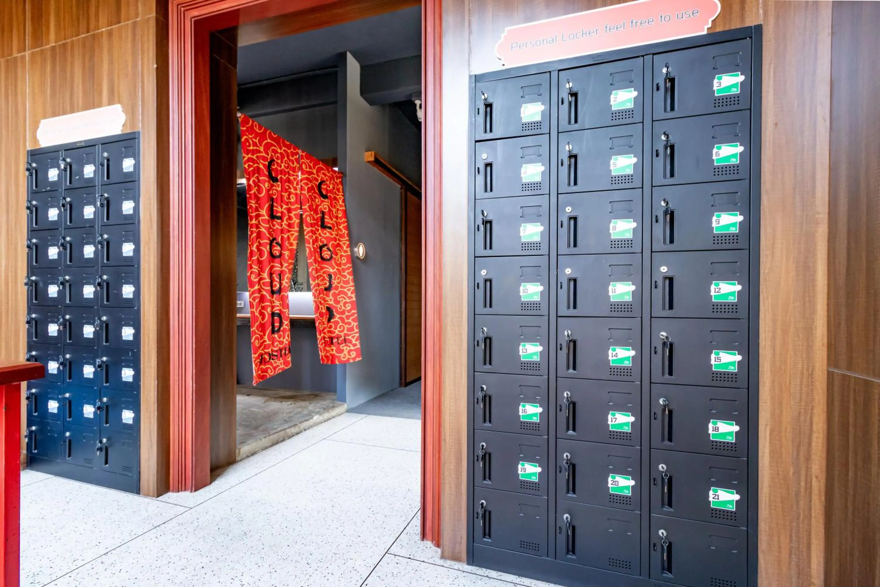 Bathroom in CLOUD on Saladaeng Silom Hostel Bangkok