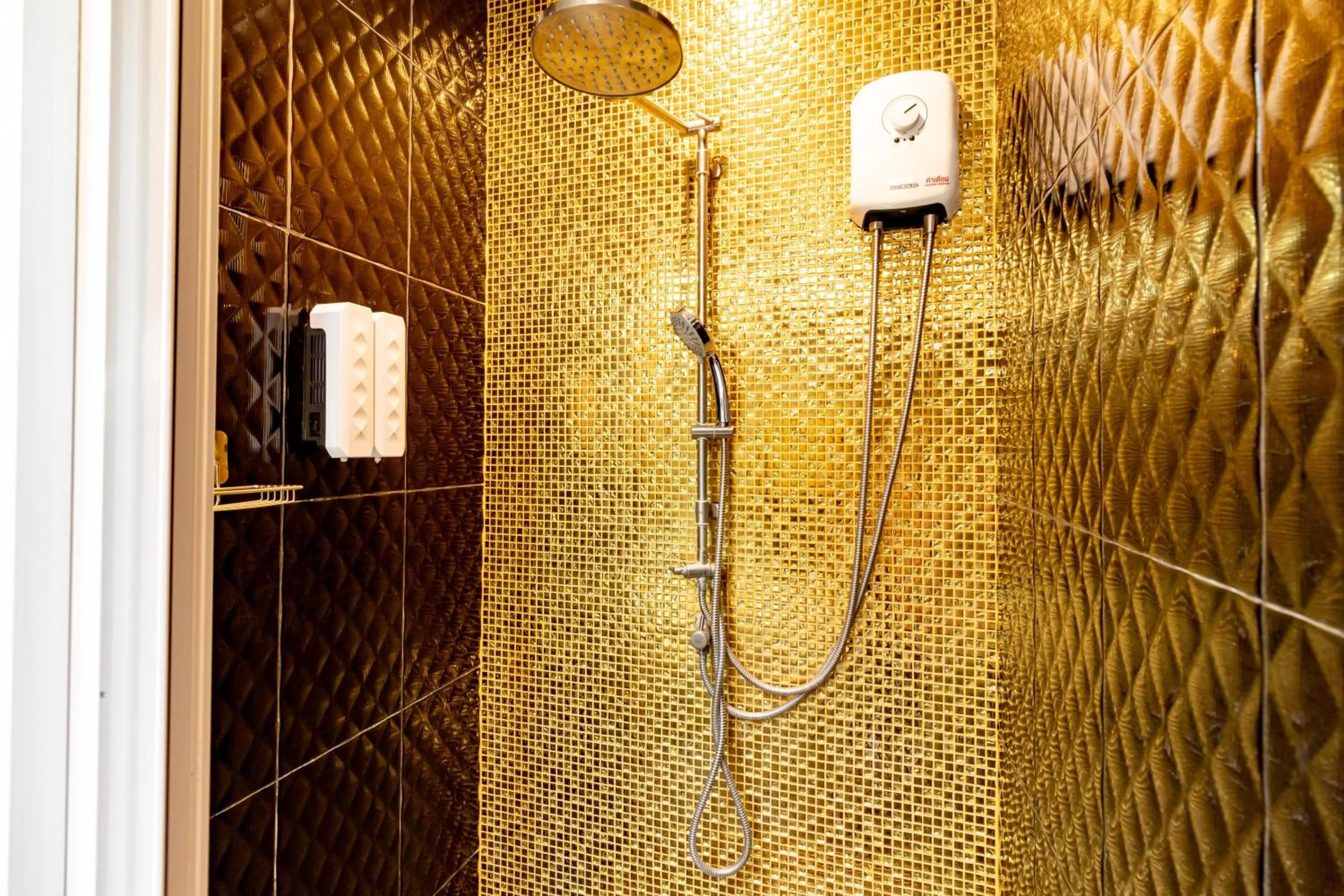 Bathroom in CLOUD on Saladaeng Silom Hostel Bangkok