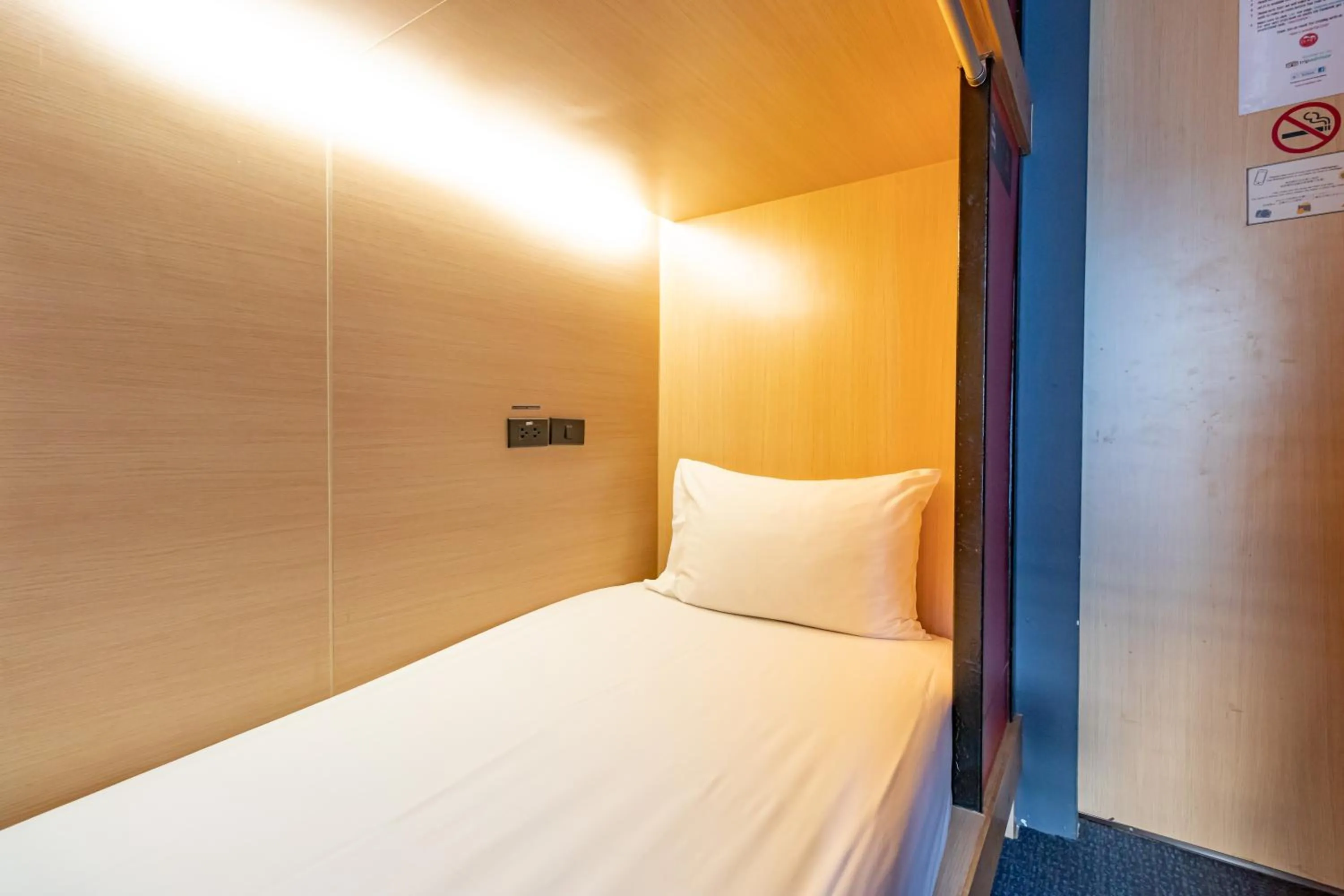 Bed in CLOUD on Saladaeng Silom Hostel Bangkok