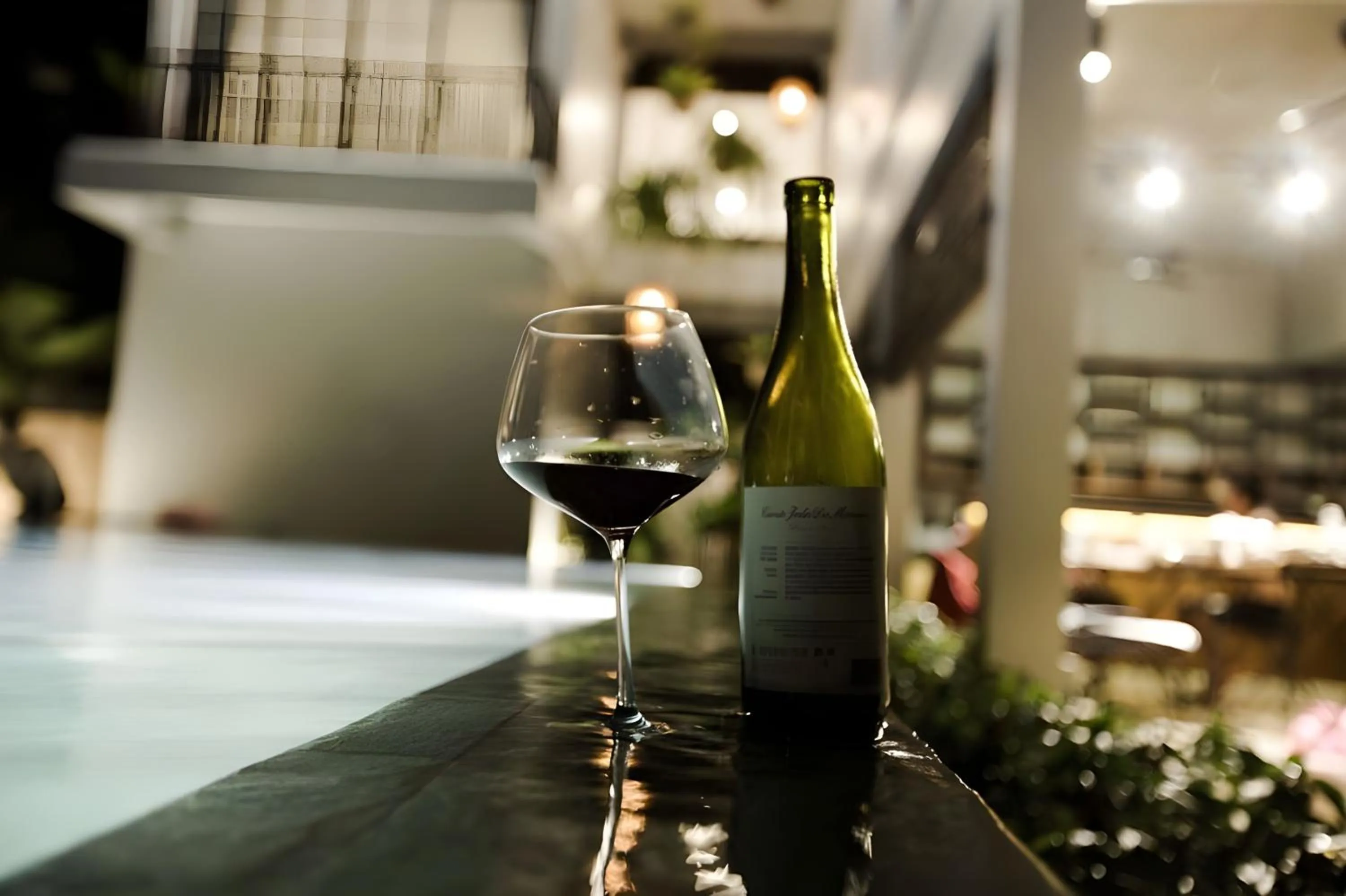 Swimming pool in Vihara The City of Temples