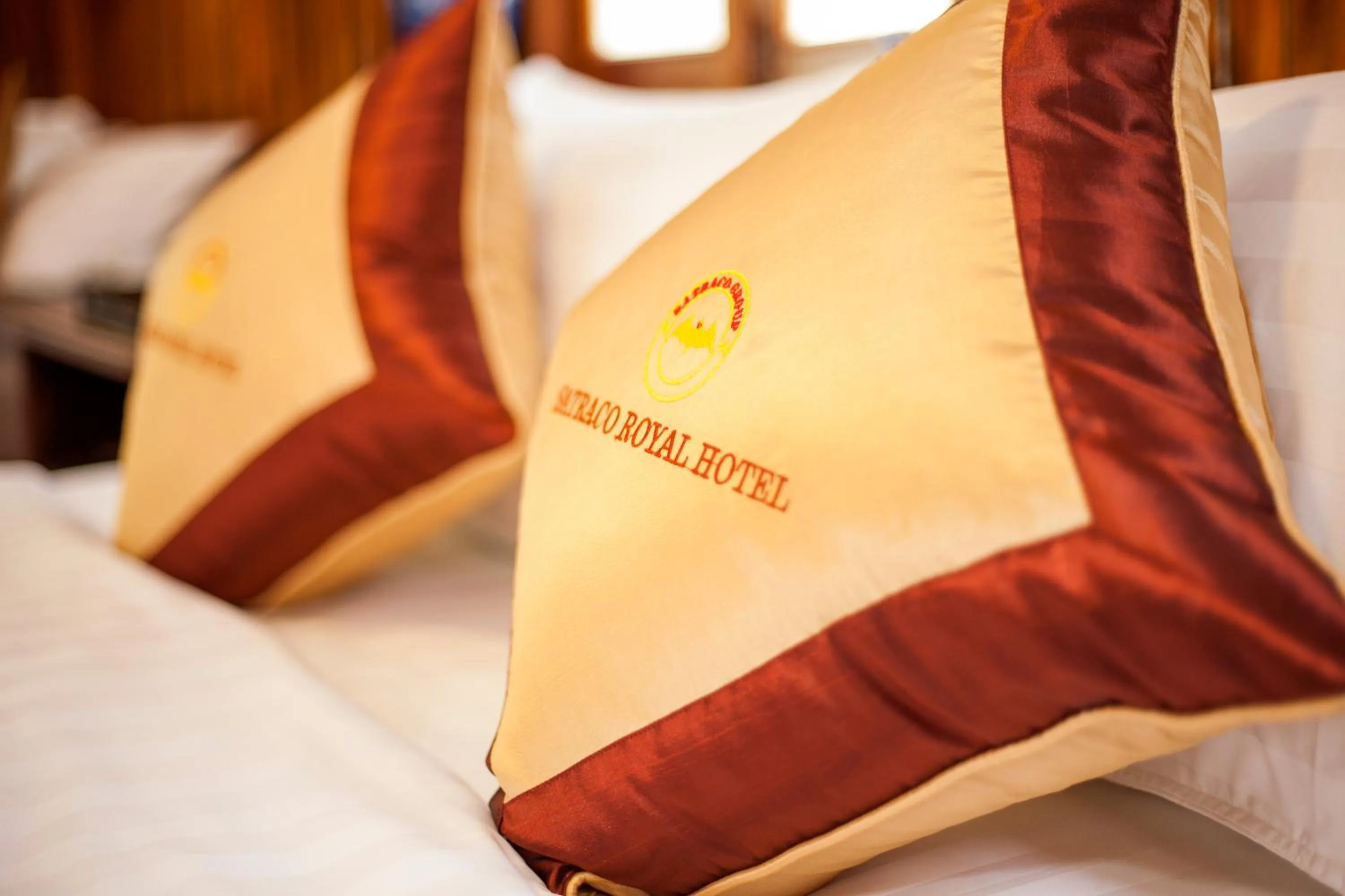 Bed in Satraco Royal Hotel