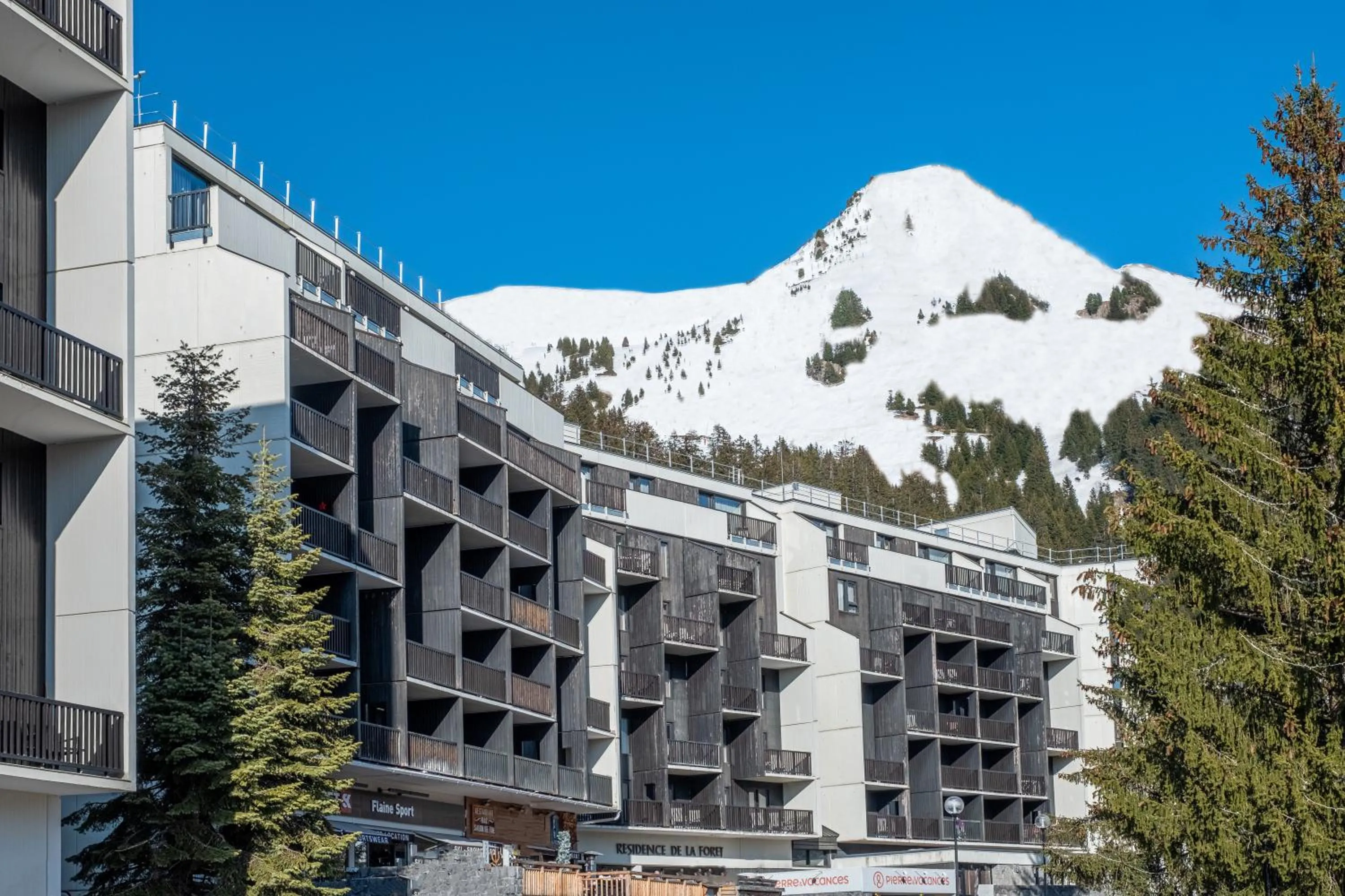 Property building in Résidence Pierre & Vacances La Forêt