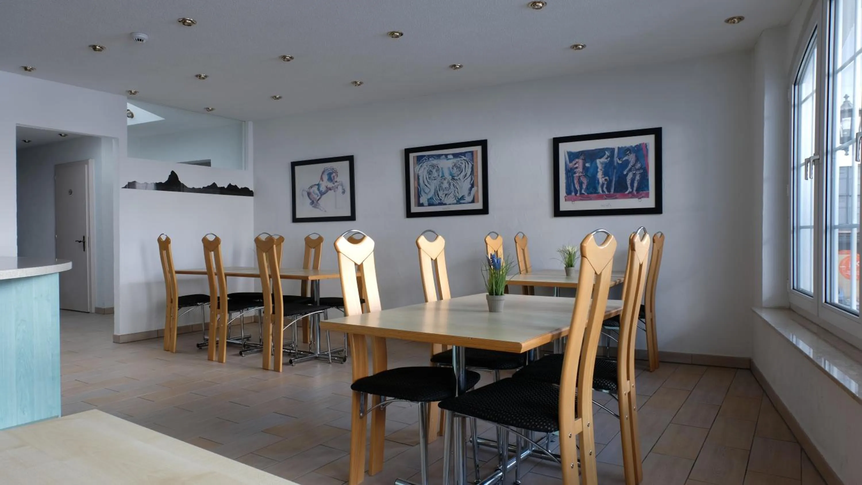 Breakfast in Artist Apartments & Hotel Garni