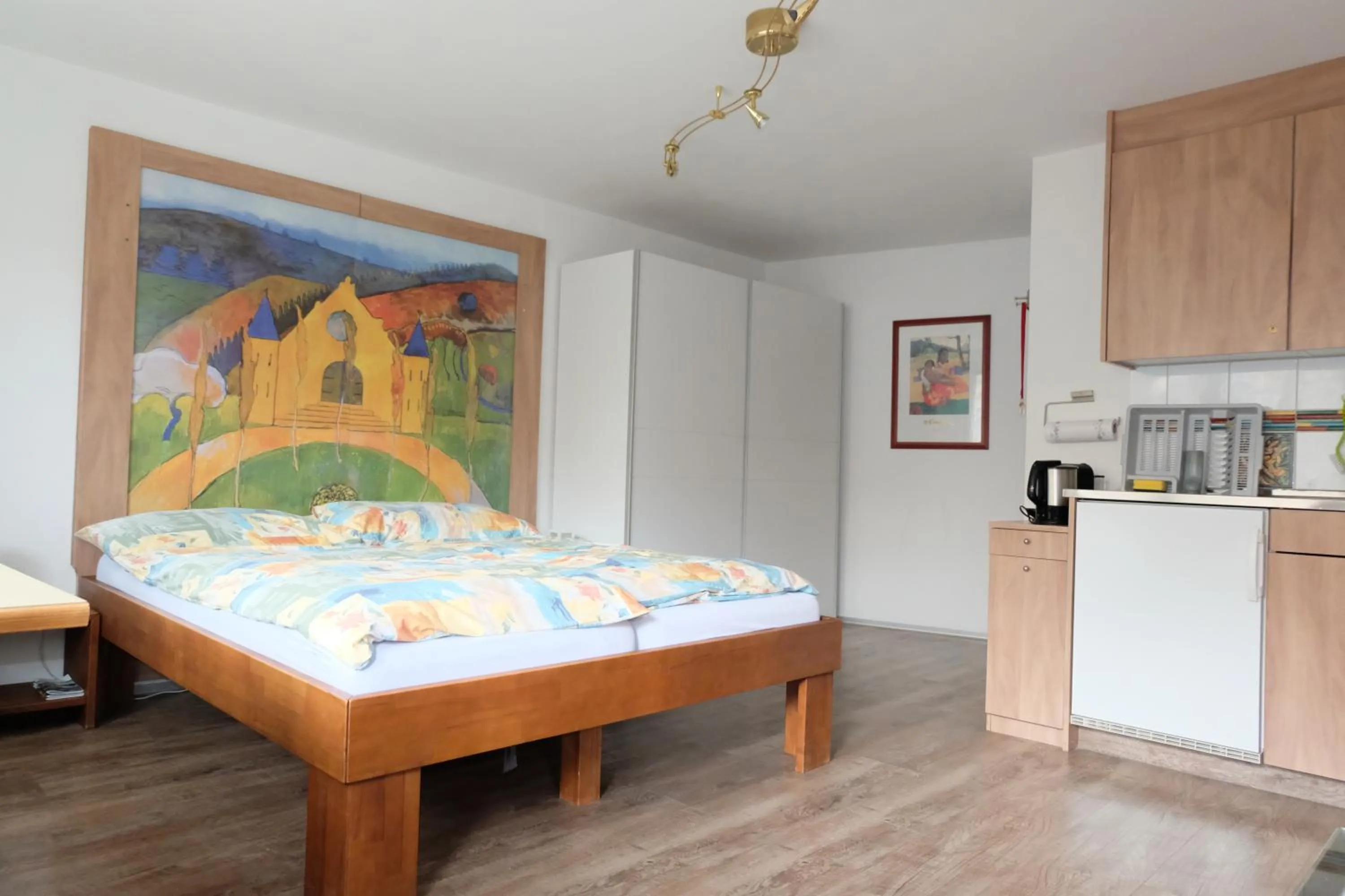 Photo of the whole room, Bed in Artist Apartments & Hotel Garni