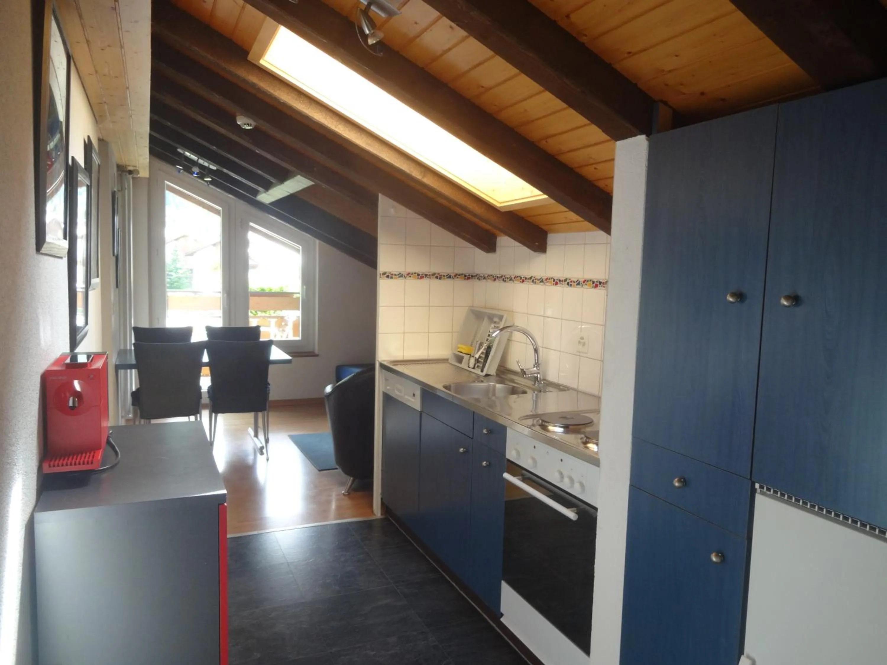 Kitchen or kitchenette in Artist Apartments & Hotel Garni