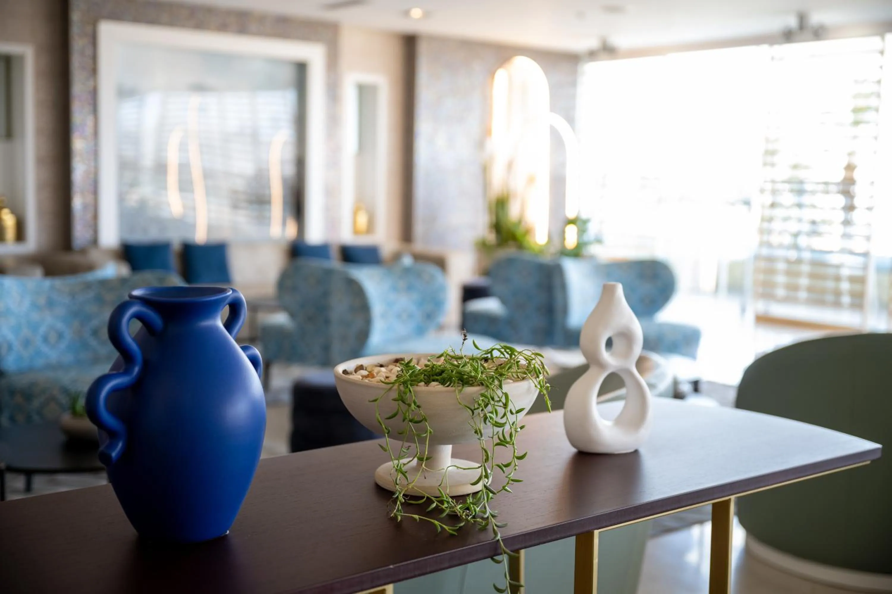 Lobby or reception in Herods Dead Sea – A Premium Collection by Fattal Hotels