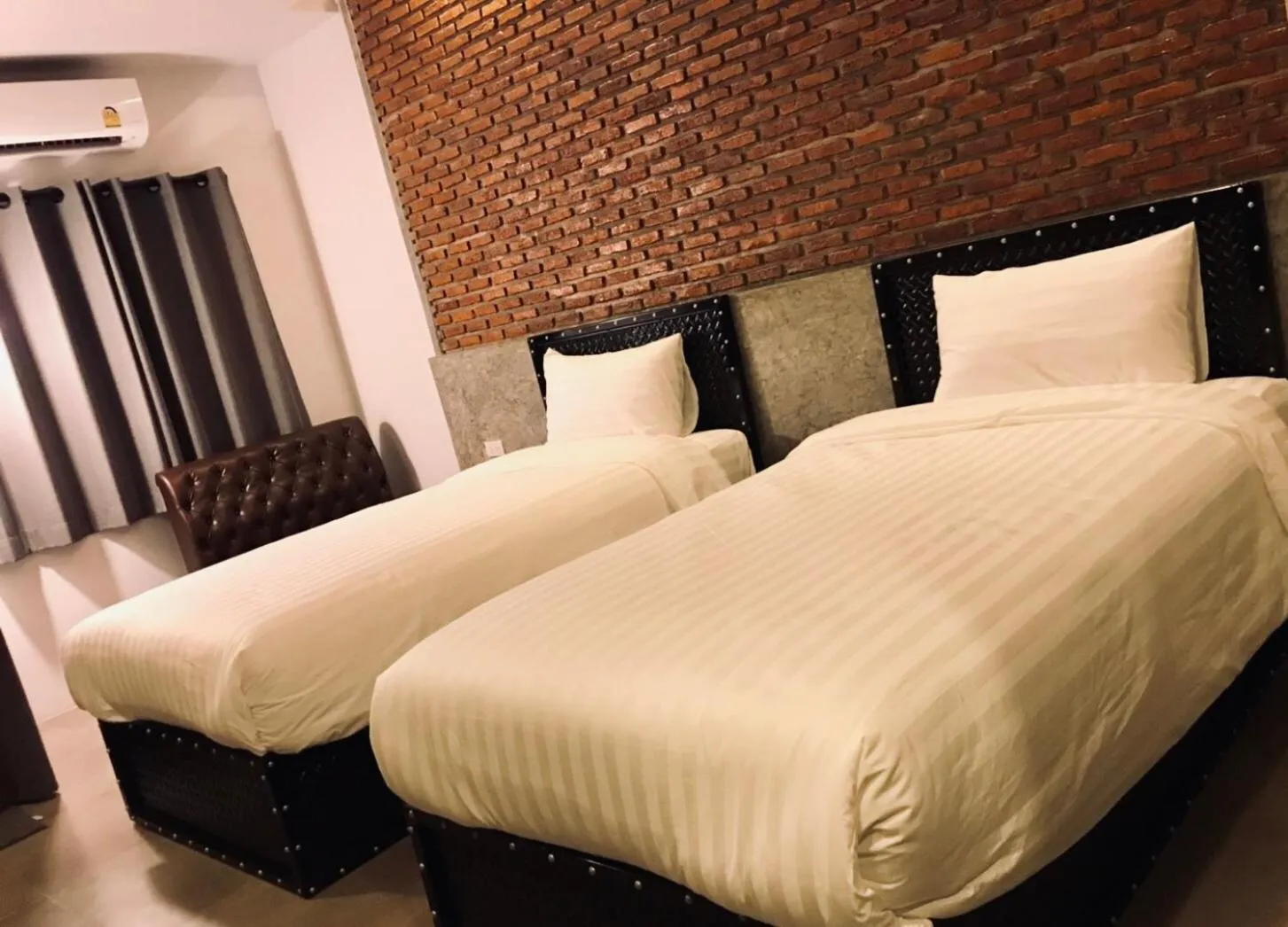 Bed in Pimchanok Resort