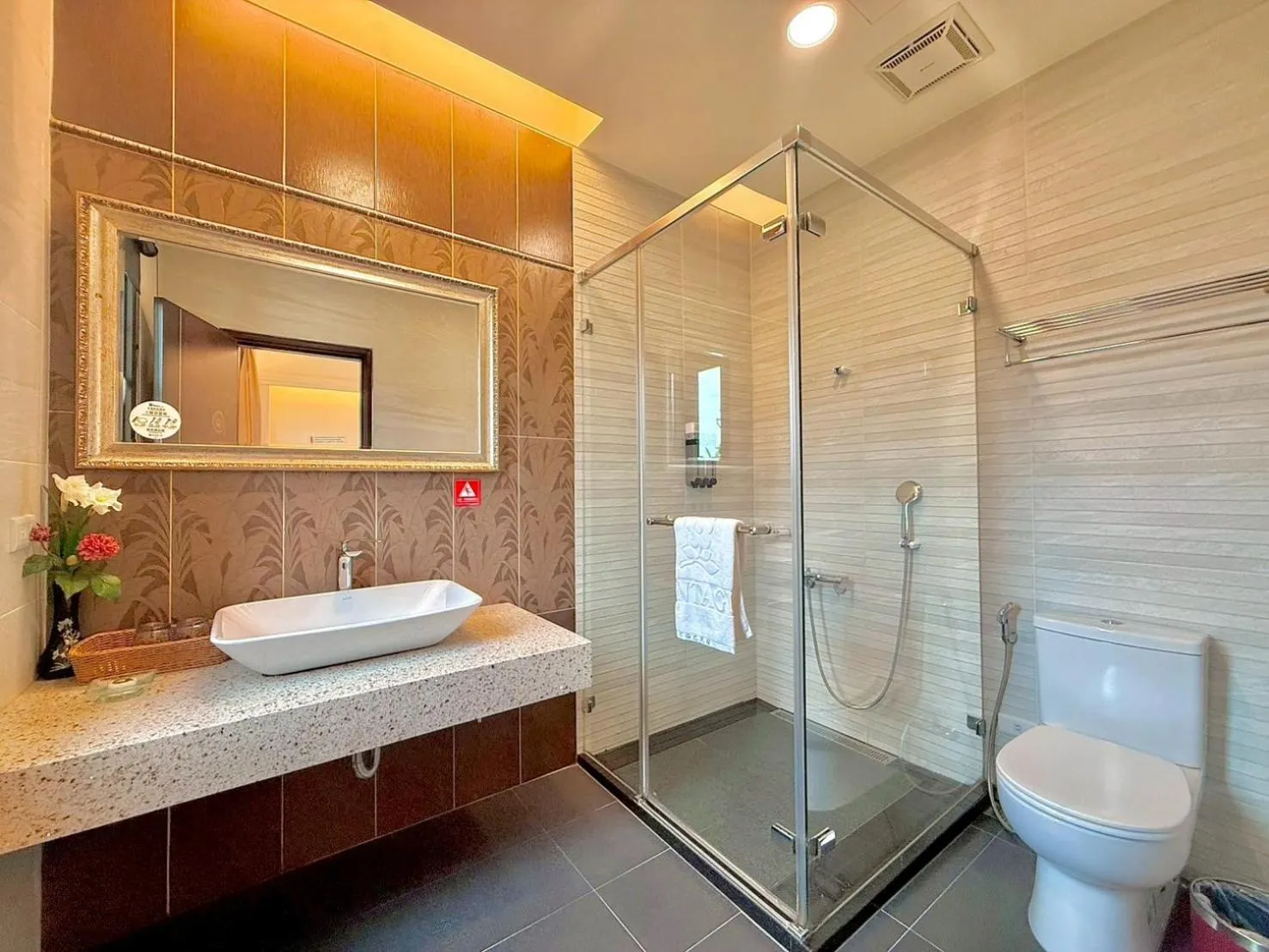 Bathroom in Kurumba JiJi B&B