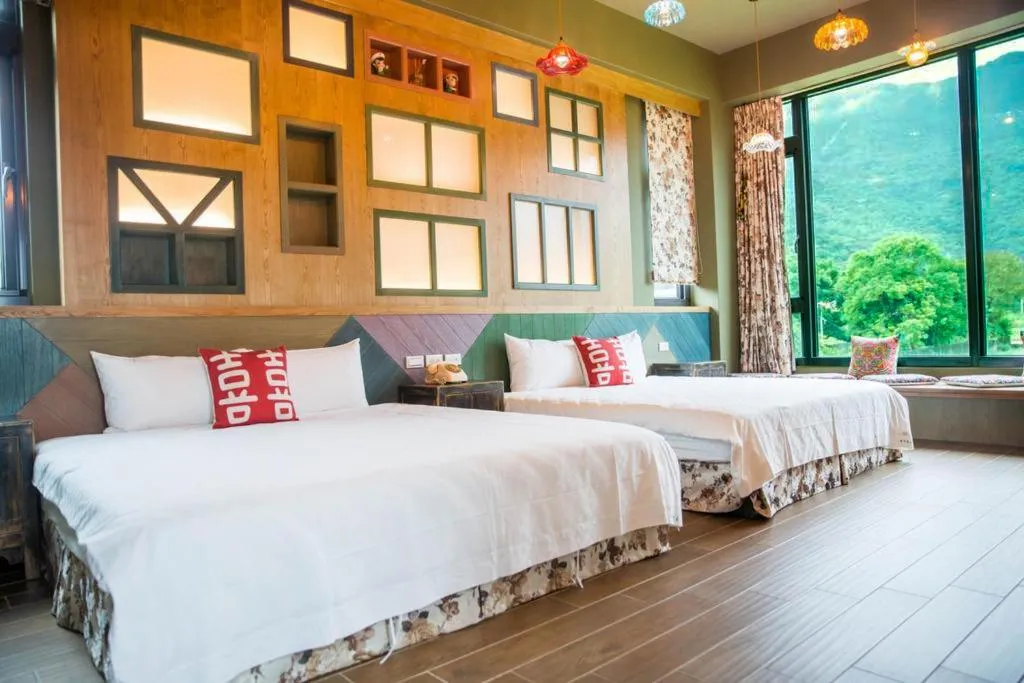 Photo of the whole room, Bed in The Dawn B&B