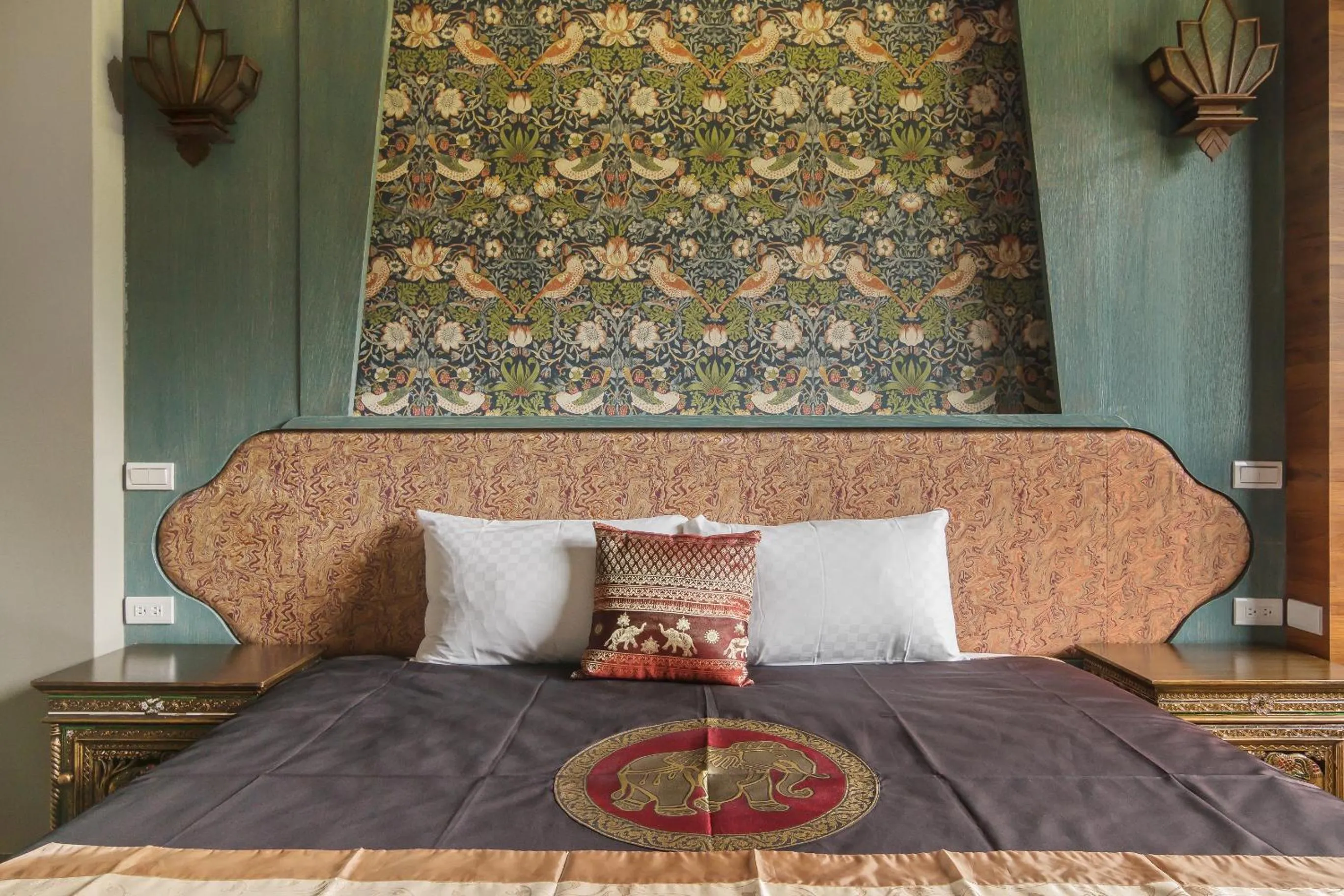 bunk bed, Bed in The Dawn B&B