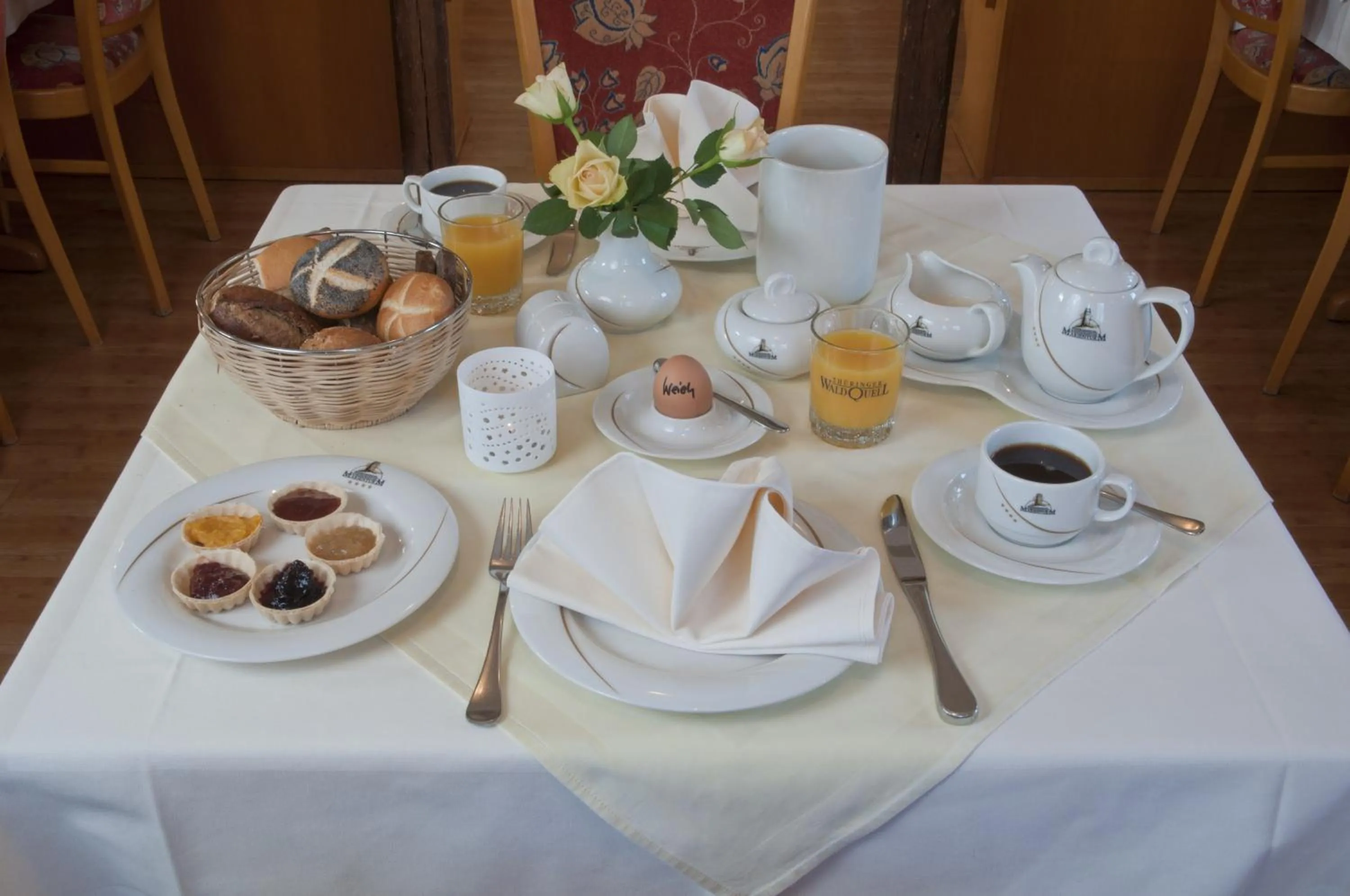 Food and drinks in Panoramahotel & Restaurant am Marienturm