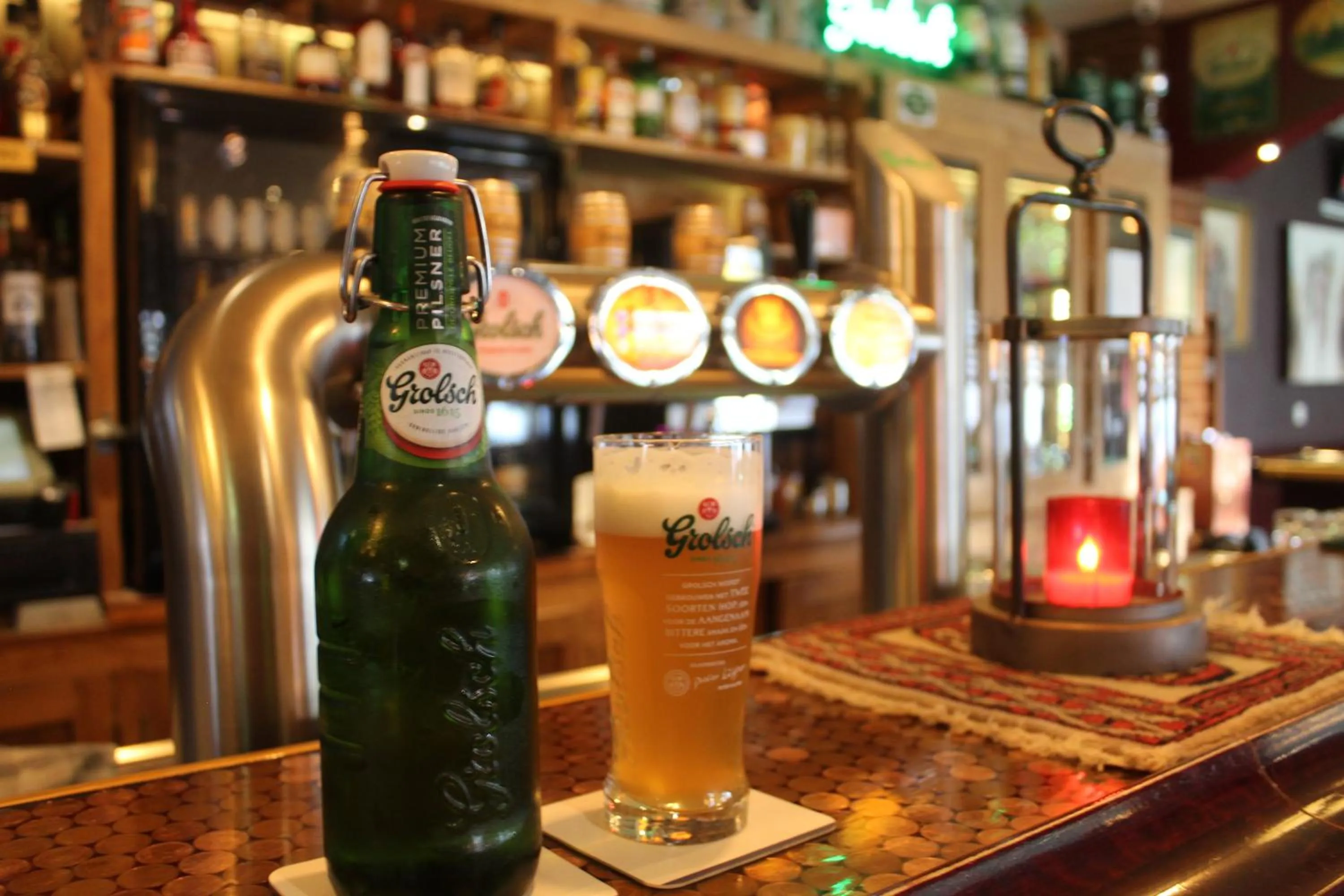 Property building in Hotel,cafe,biljart POT