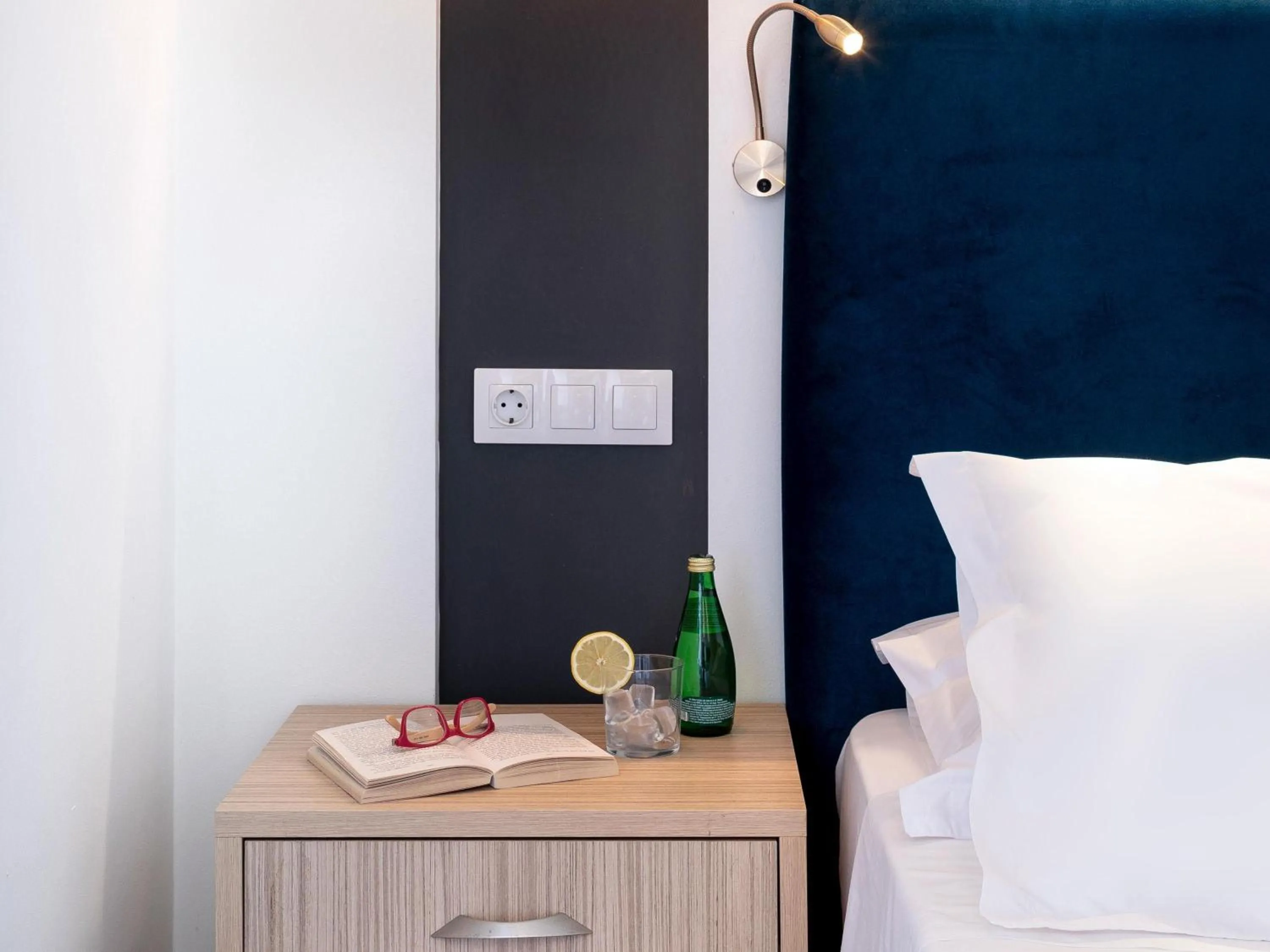 Bedroom, Bed in Mercure Rhodes Alexia Hotel & Spa