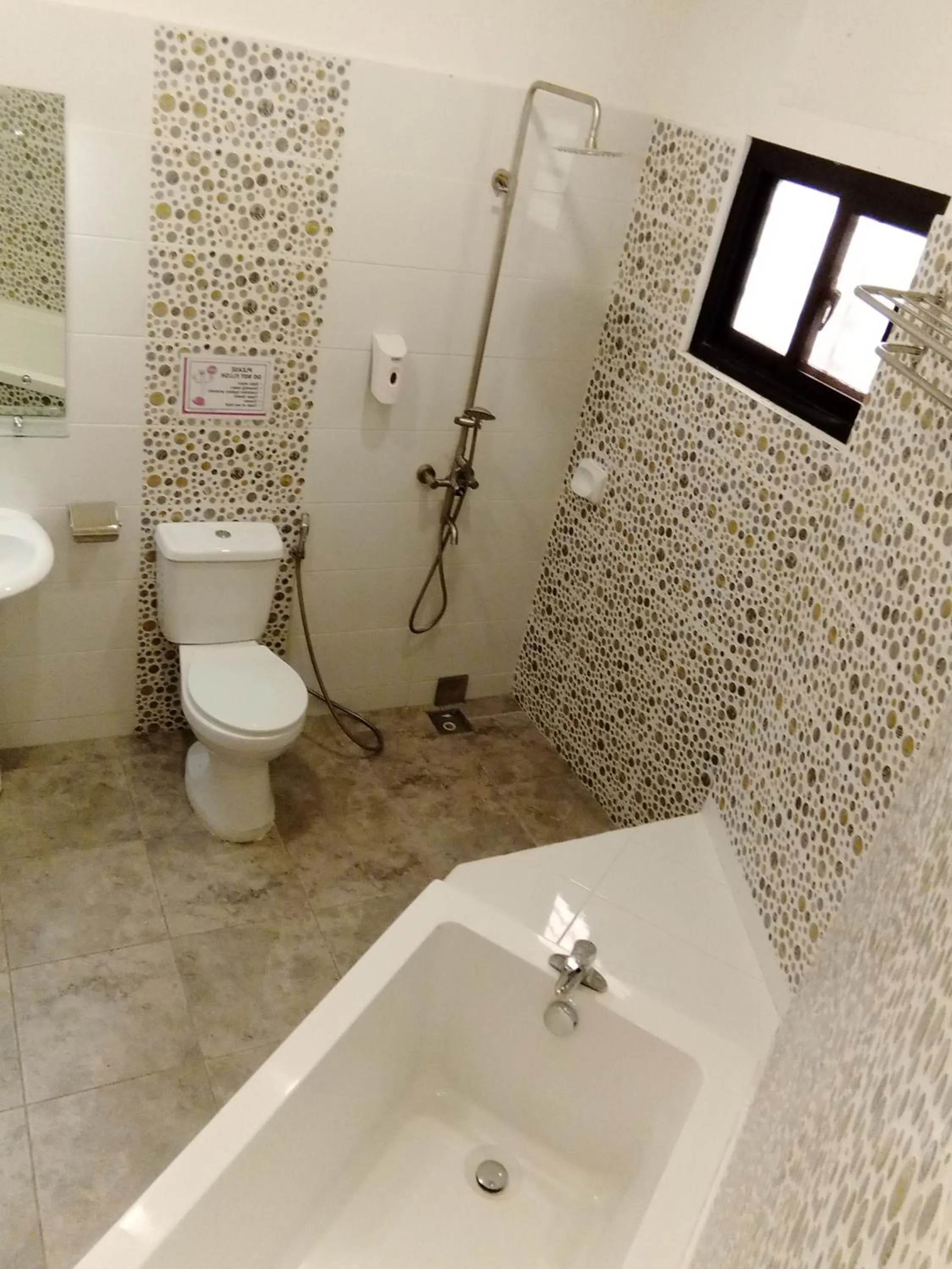 Bathroom in Jalyn's Resort Sabang