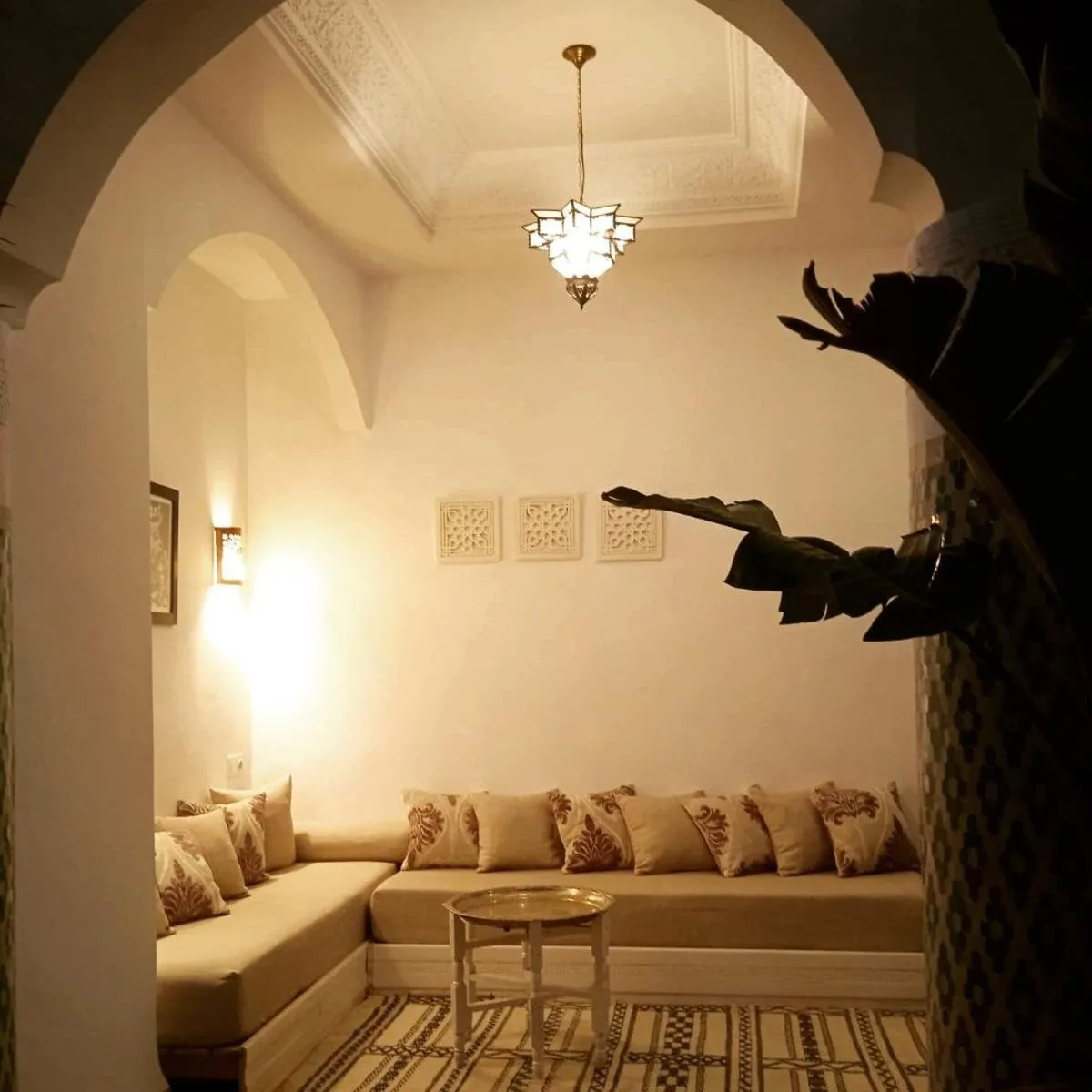 Communal lounge/ TV room in Riad El Arco ROOFTOP POOL & Spa