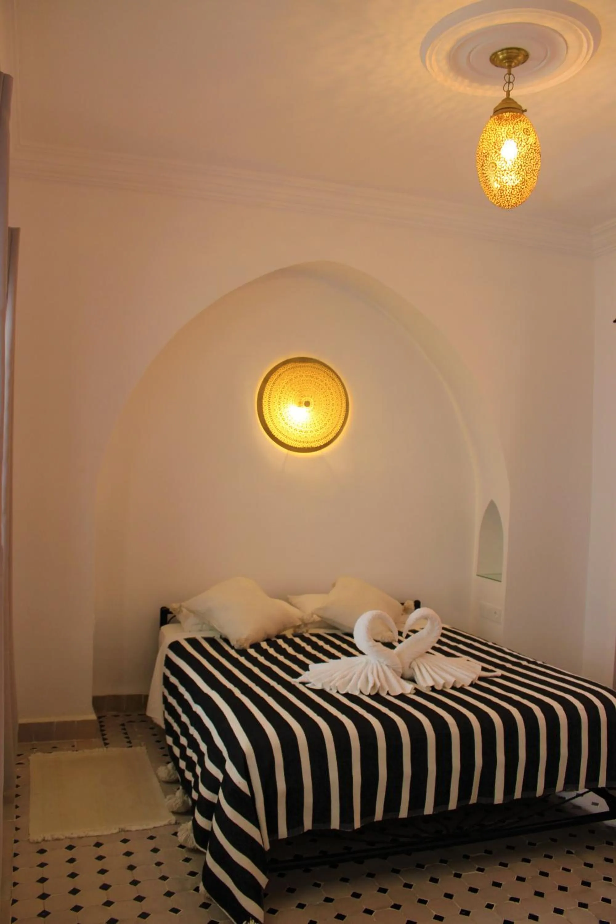 Bed in Riad El Arco ROOFTOP POOL & Spa