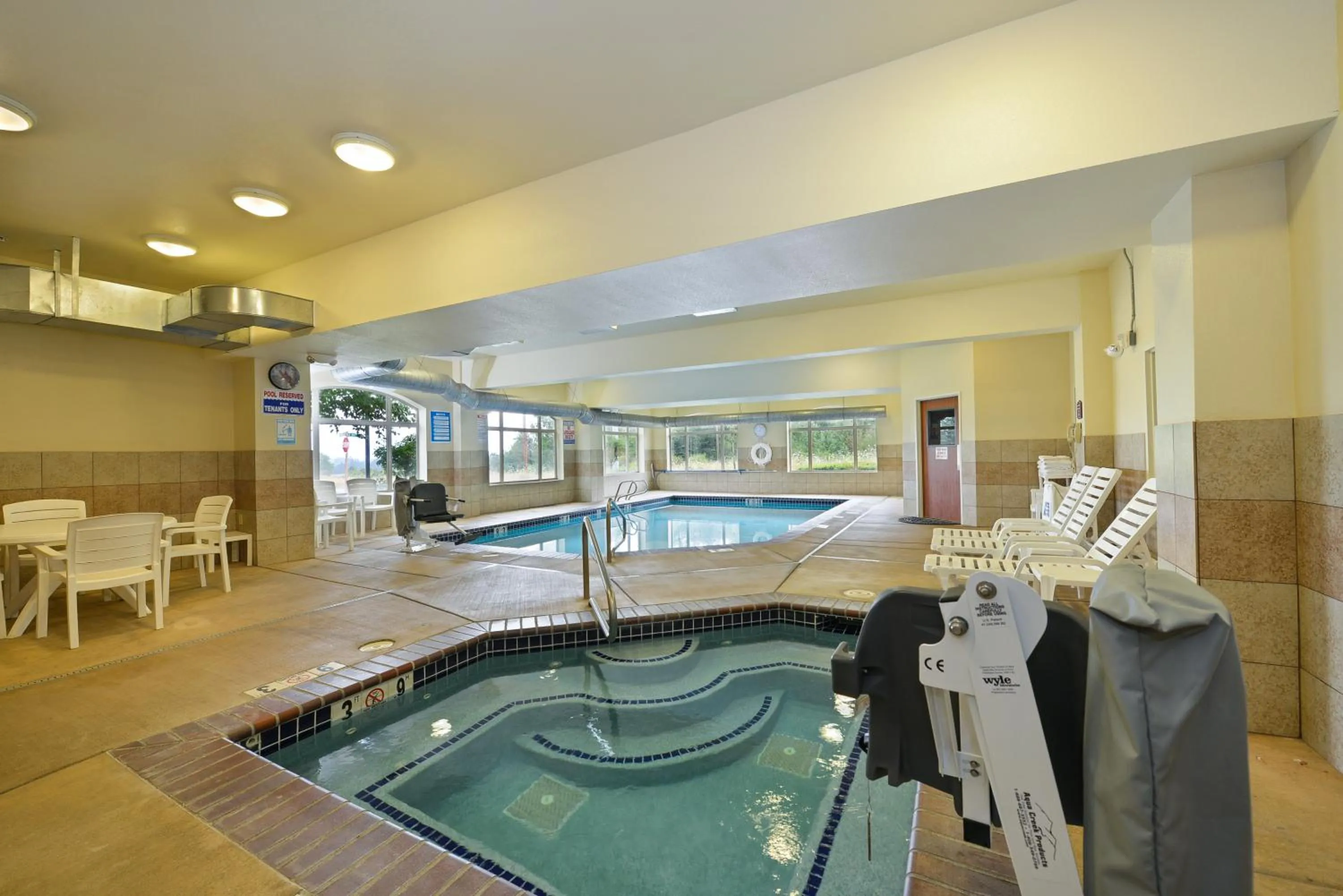  in Comfort Suites Eugene University