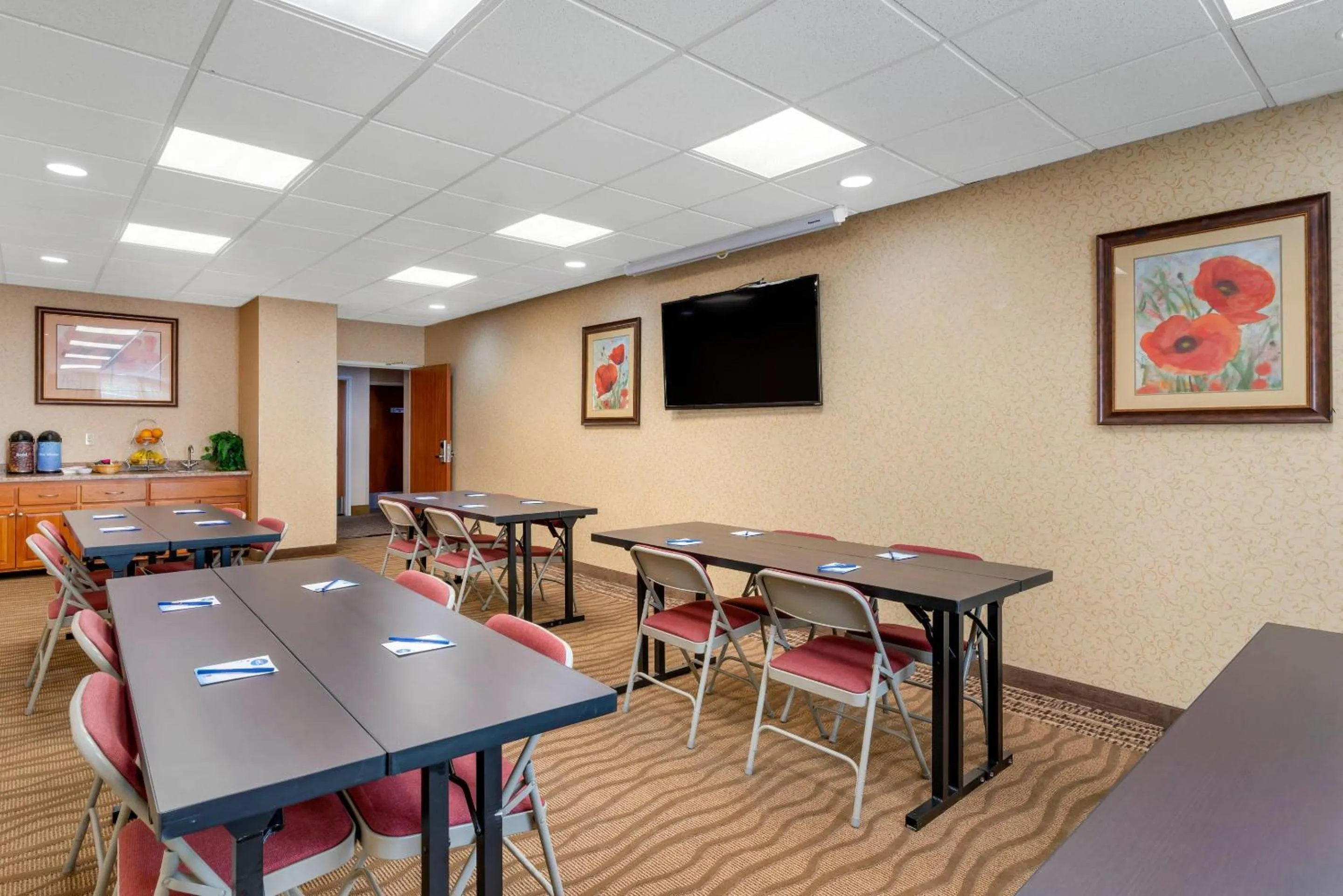 Meeting/conference room in Comfort Suites Eugene University
