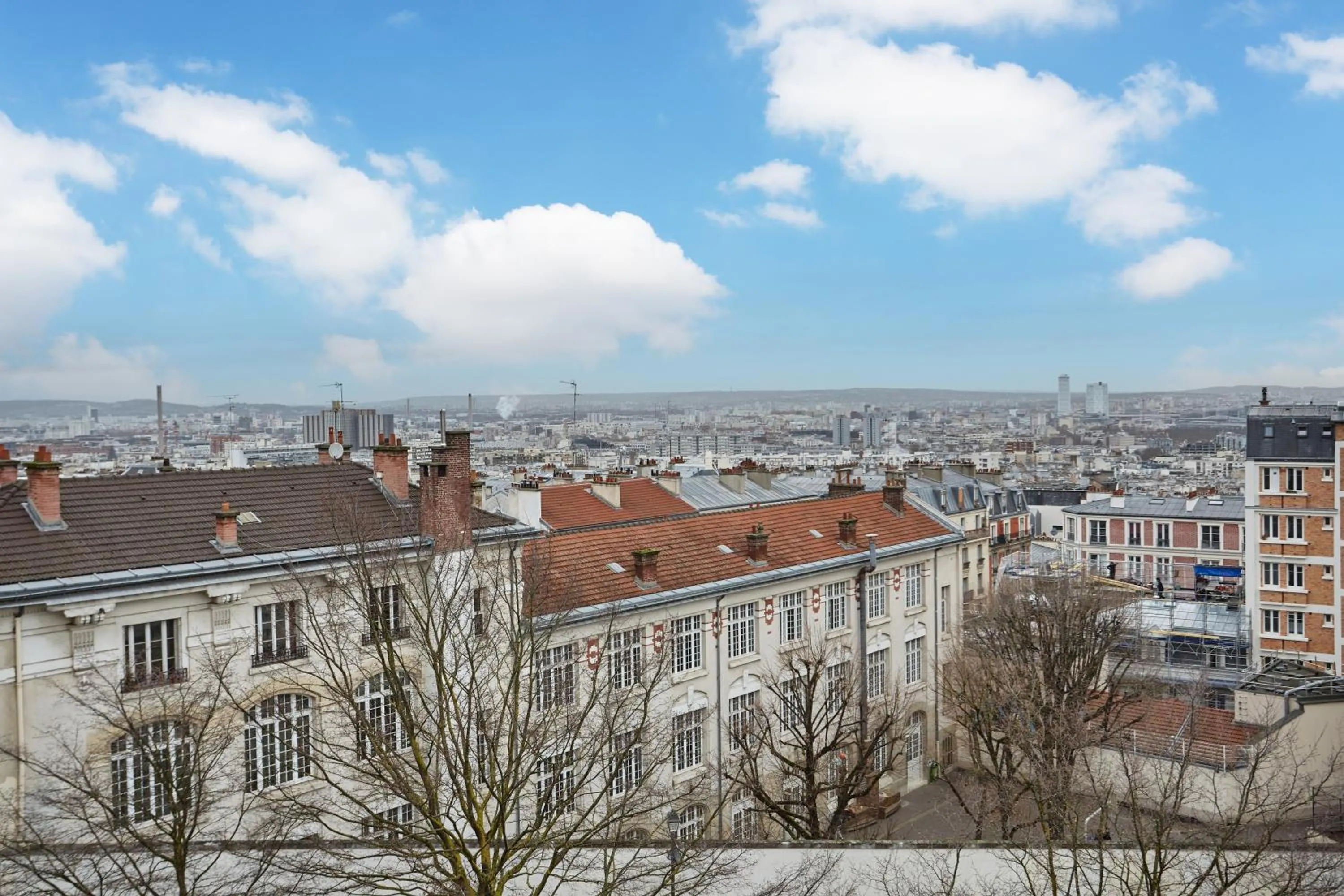 City view in Appart Hotel Odalys City Paris Montmartre