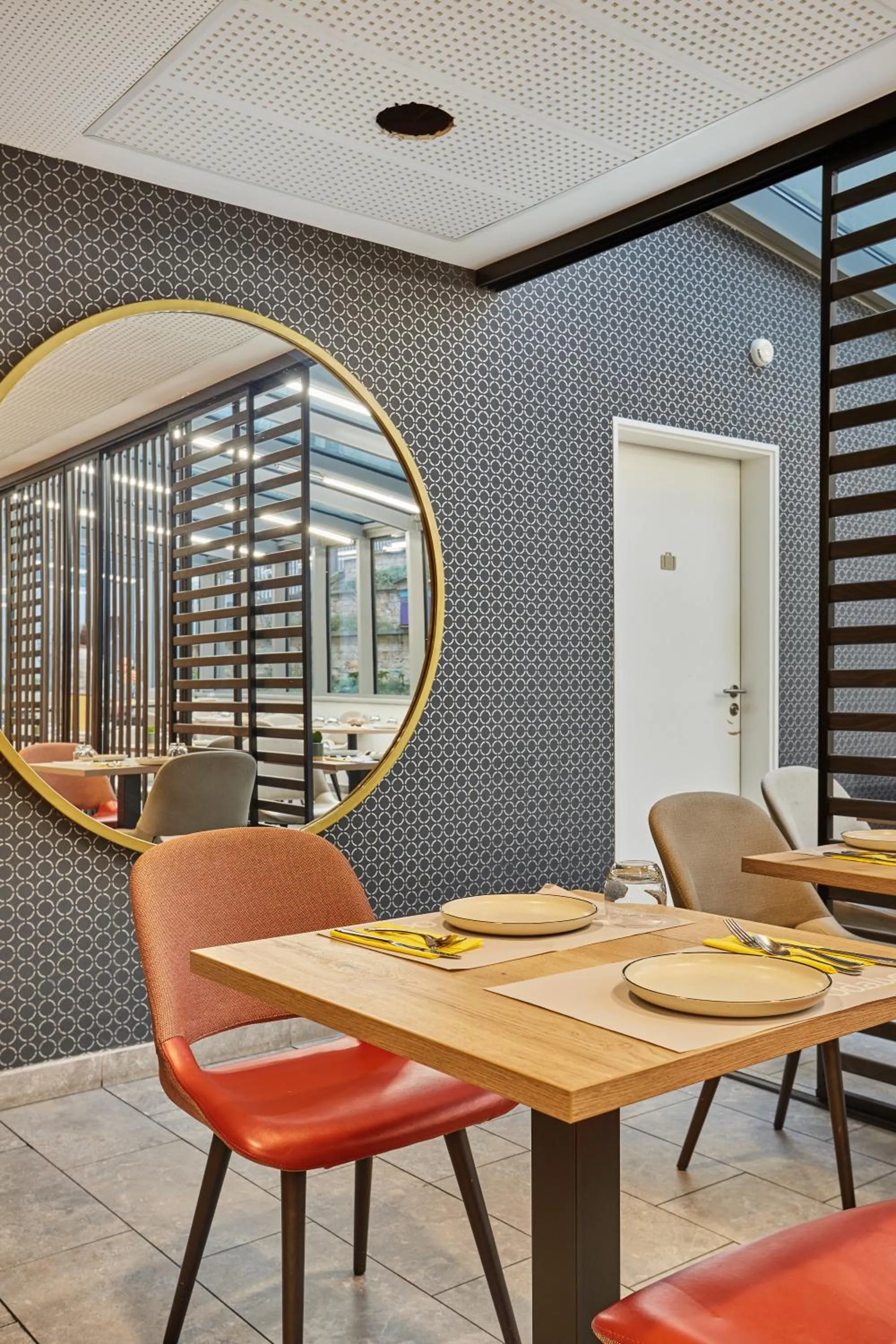 Breakfast in Appart Hotel Odalys City Paris Montmartre