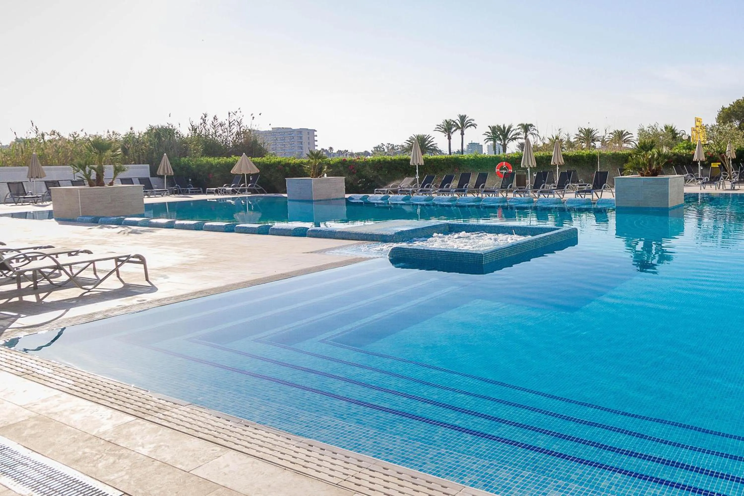 Swimming pool in Eix Lagotel Holiday Resort