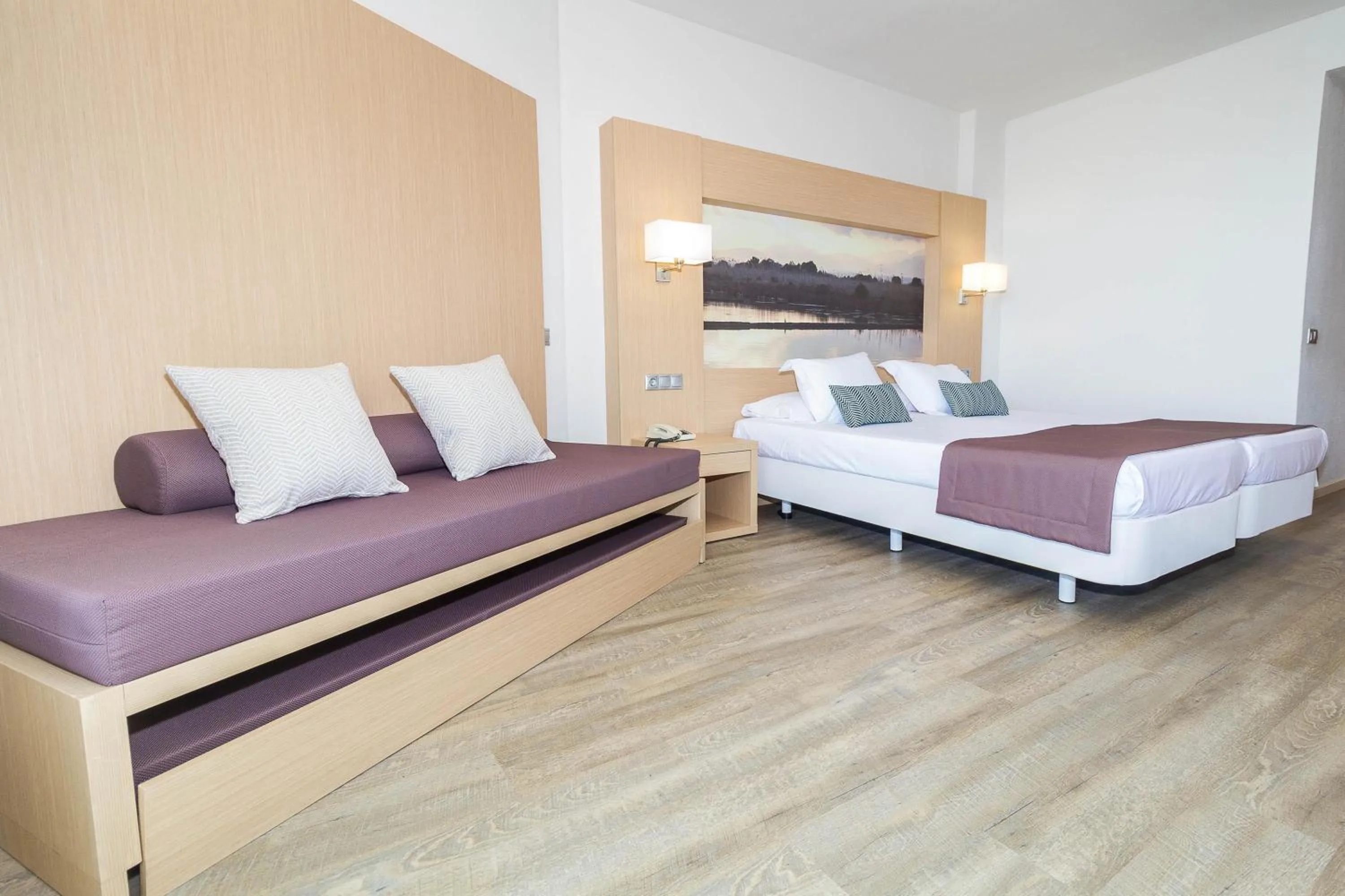 Photo of the whole room, Bed in Eix Lagotel Holiday Resort