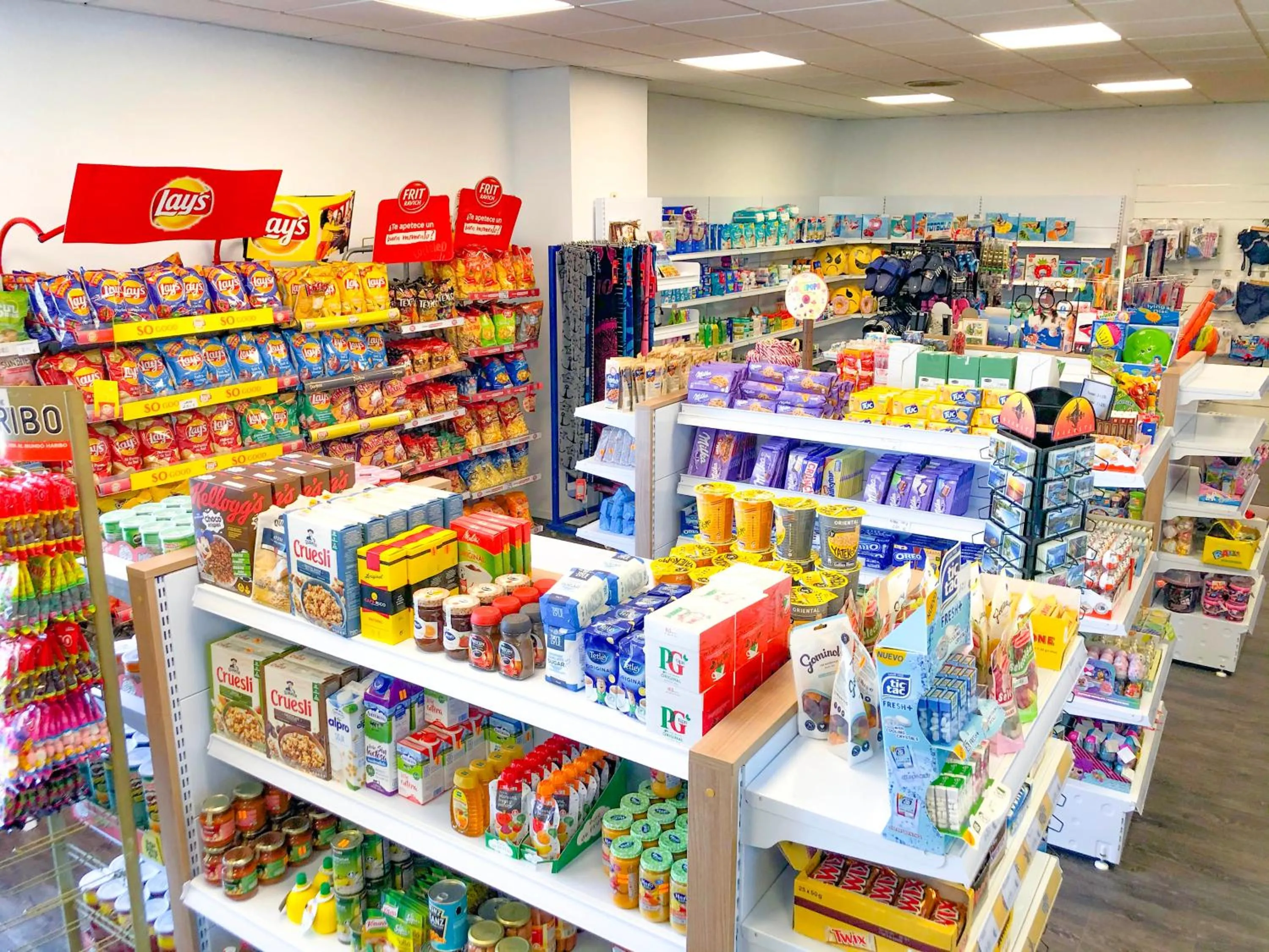 Supermarket/grocery shop in Eix Lagotel Holiday Resort